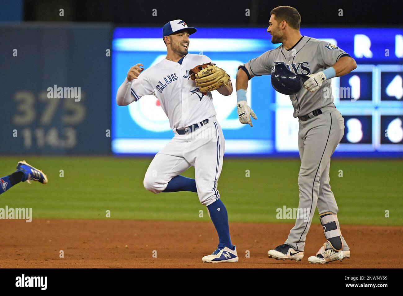Kevin Kiermaier robs home run in Blue Jays' first game at