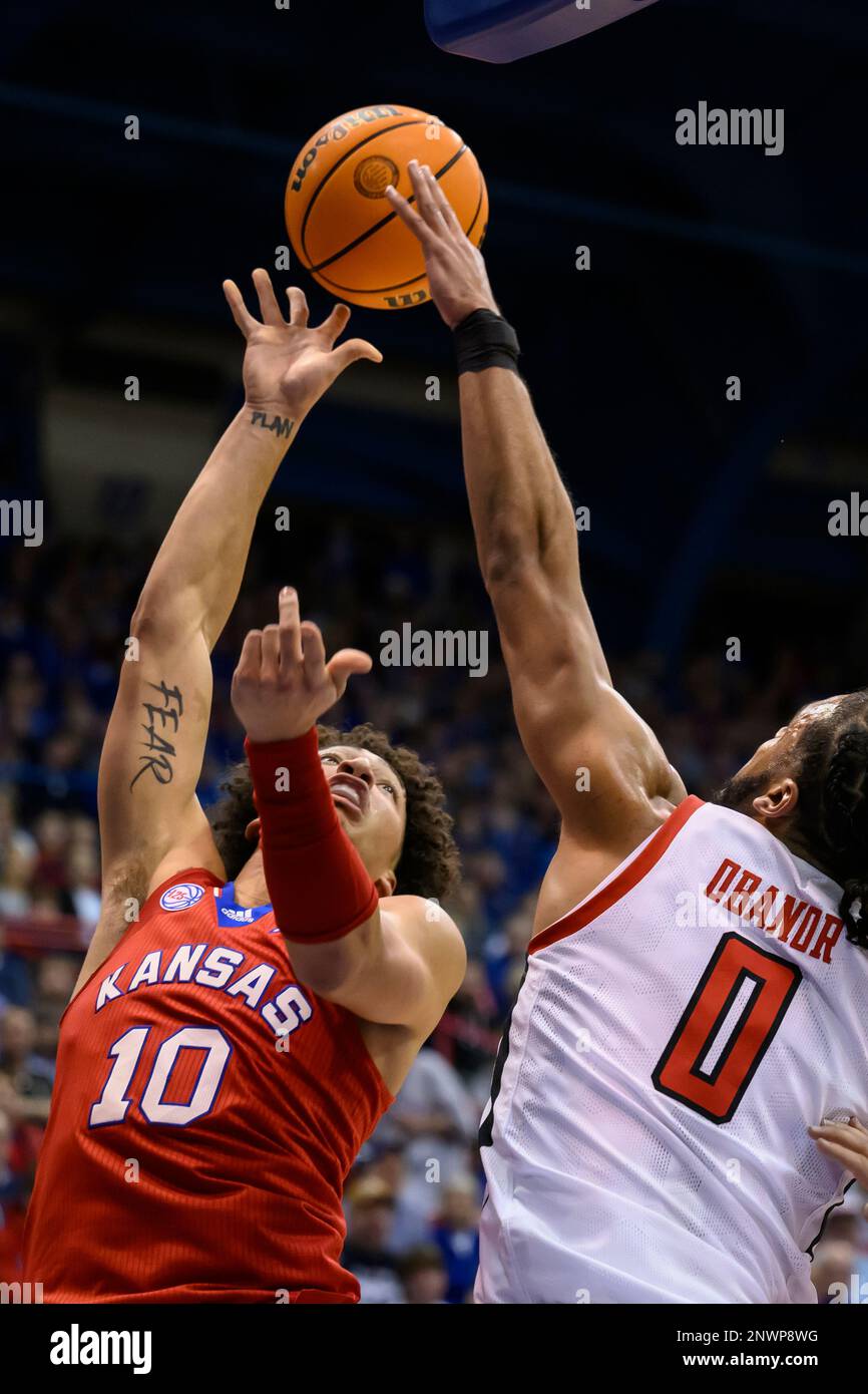 Kansas forward Jalen Wilson (10) goes up for a shot against Texas Tech