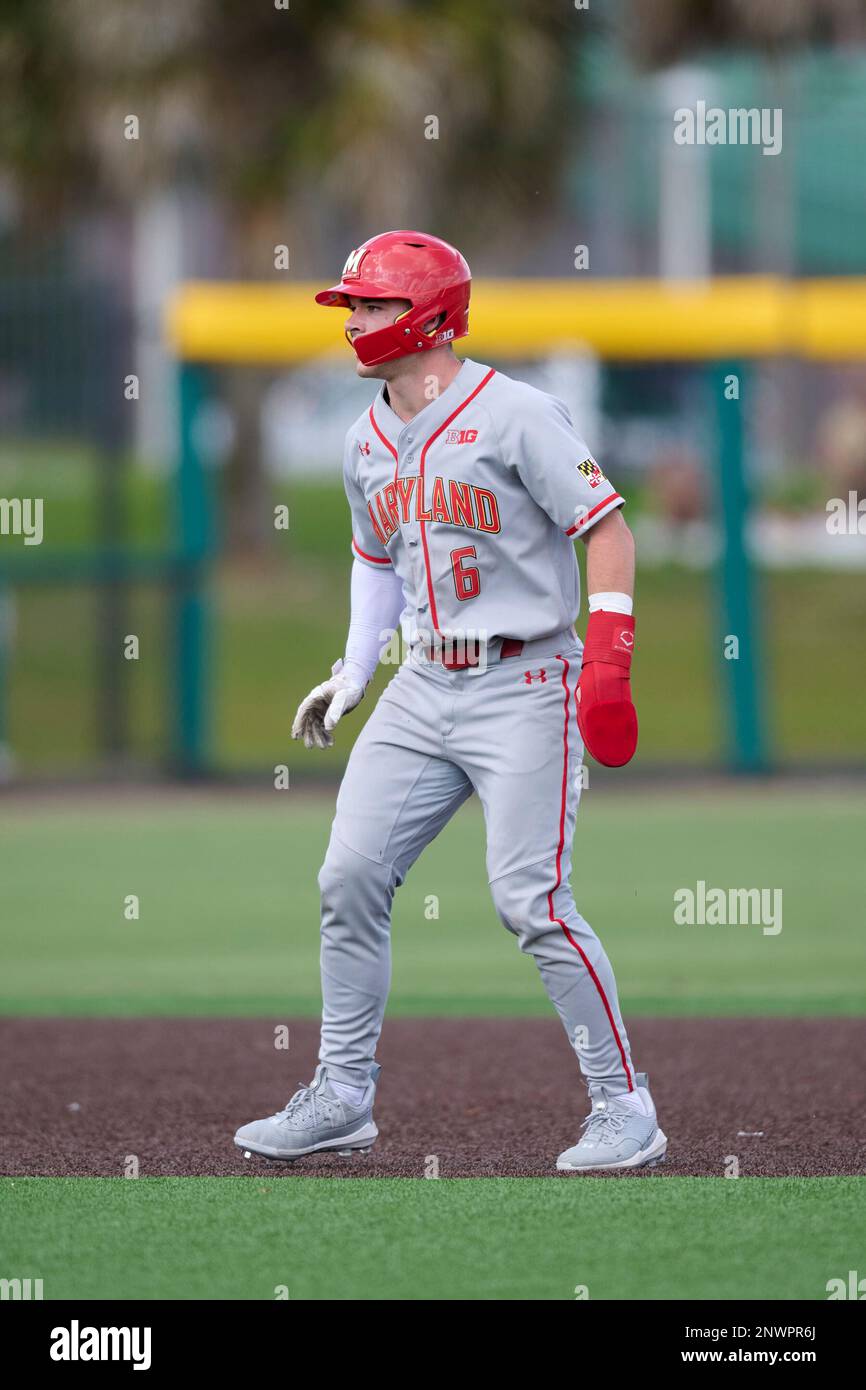 Maryland Terrapins Matt Shaw (6) leads off during an NCAA baseball game