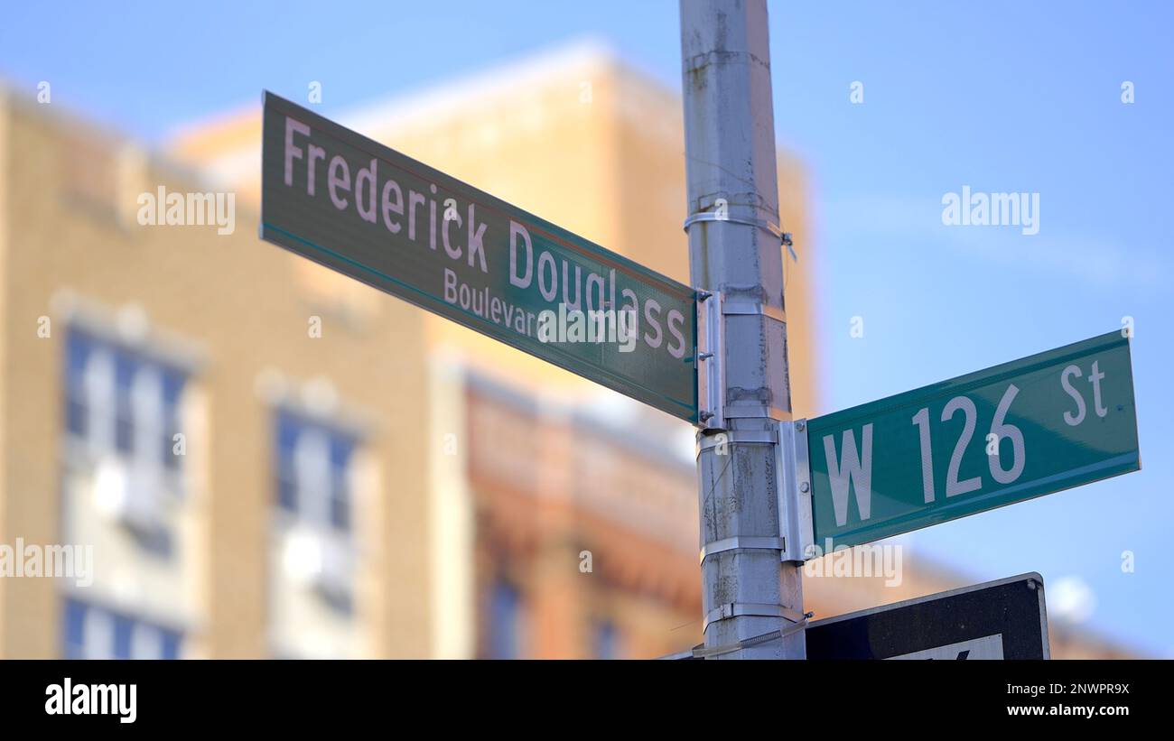 Frederick Douglass Boulevard in Harlem New York street photography