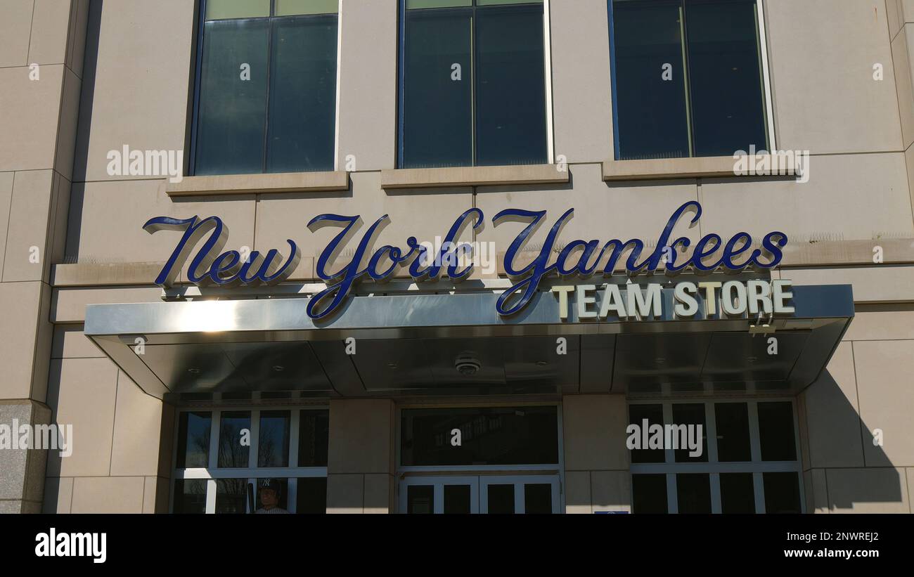 new york yankees club house store New York City USA Stock Photo - Alamy