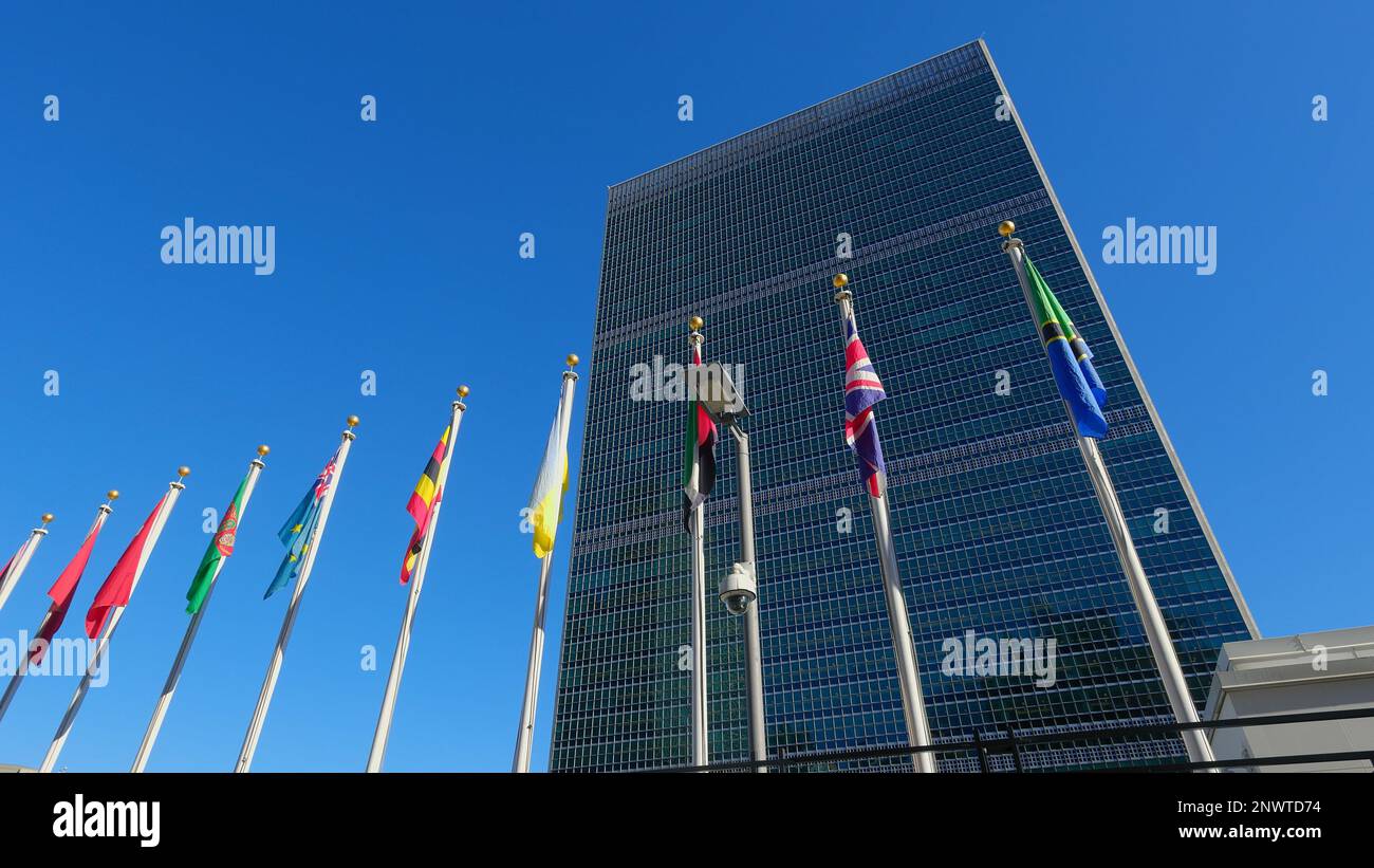 United Nations Headquarter in New York - street photography Stock Photo ...