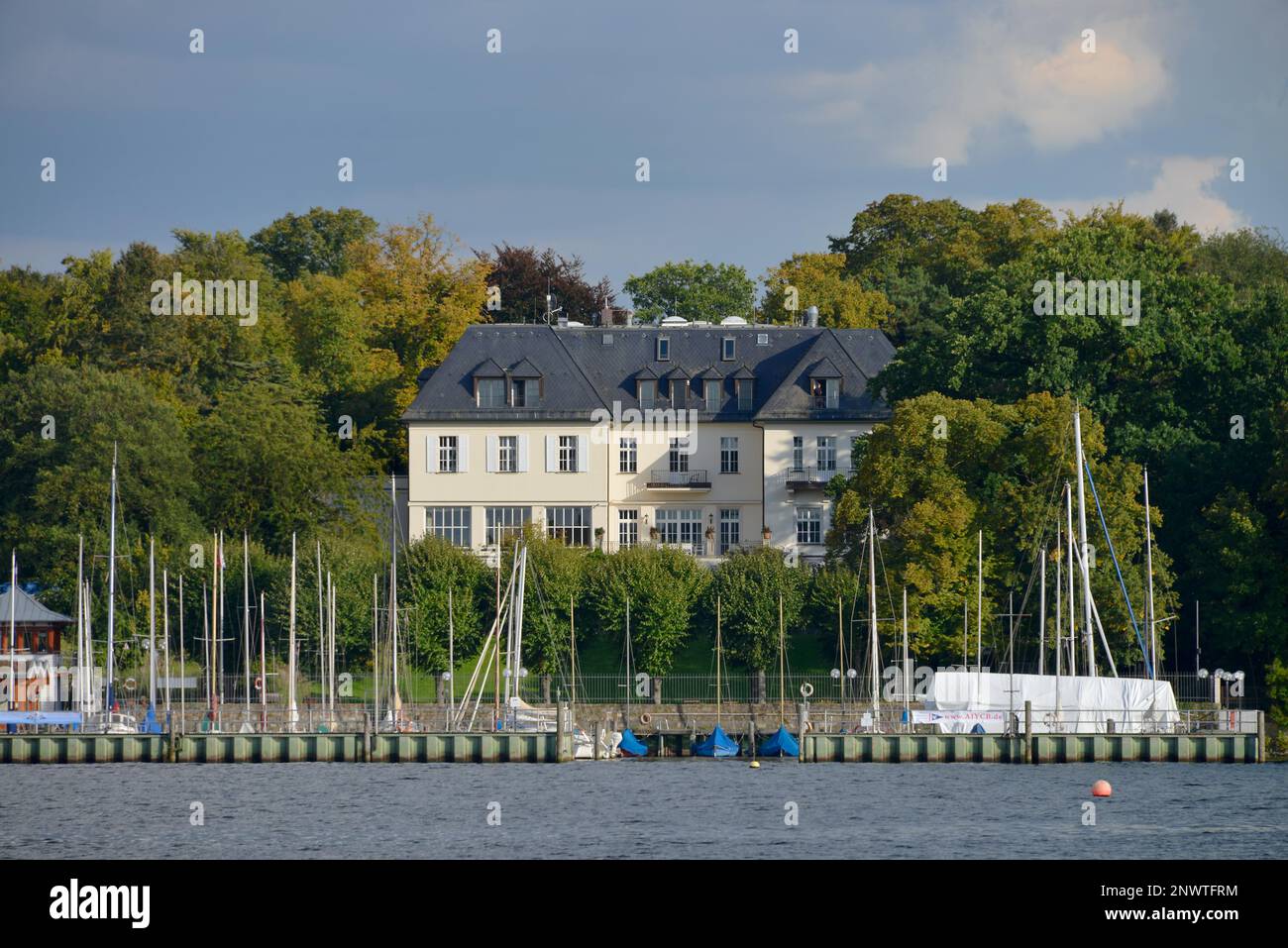 yachthafen am grossen wannsee berlin