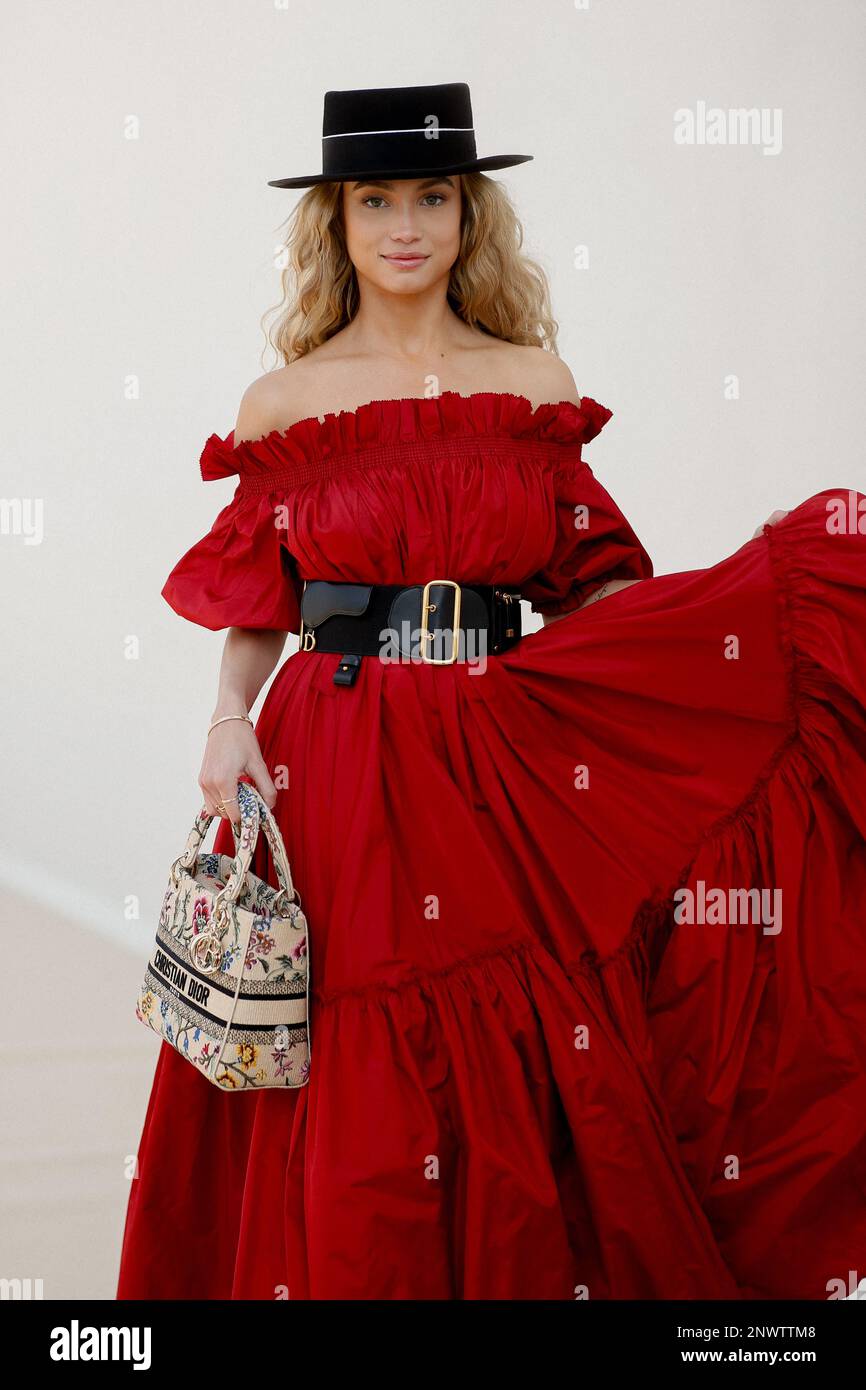 Street style, Rose Bertram arriving at Dior Fall-Winter 2023-2024 show