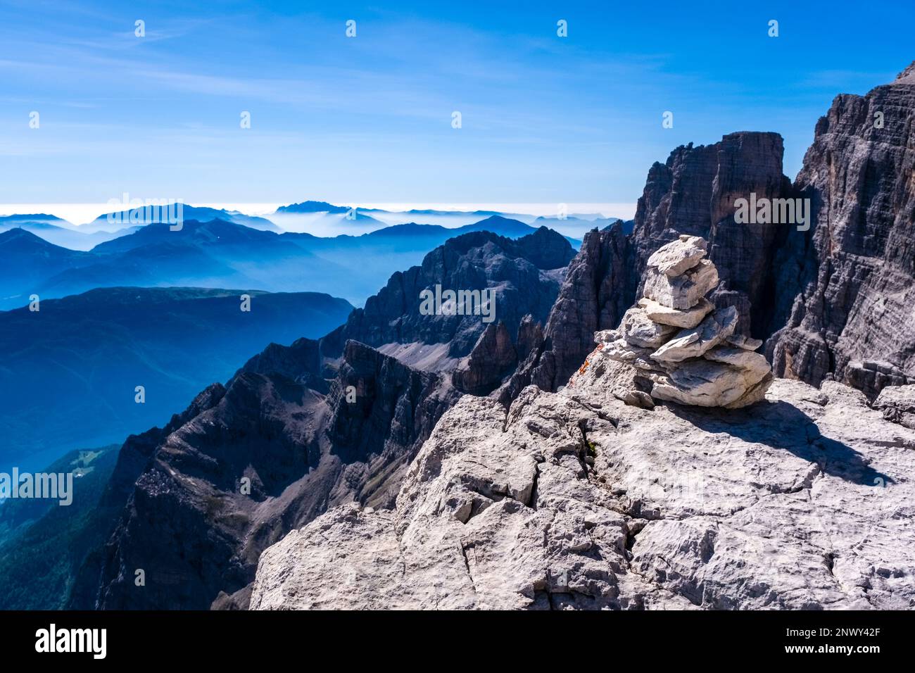 Sentiero alfredo benini hi-res stock photography and images - Alamy
