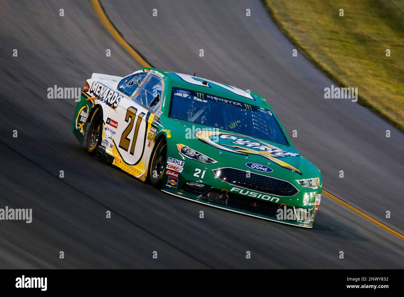 Paul Menard (21) during the Monster Energy NASCAR Cup Series Quaker