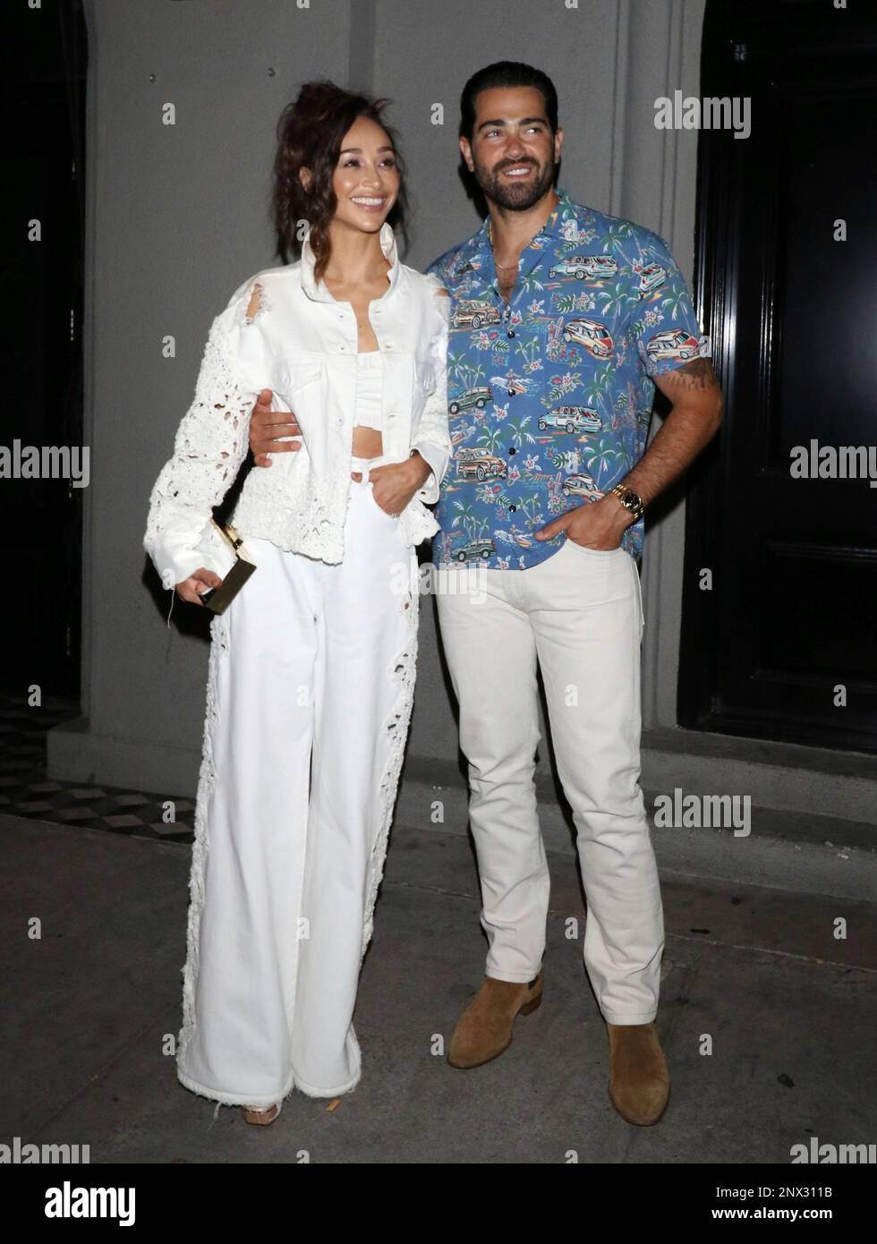 Photo by: zzGOTPAPSTAR MAXIPx 2018 61418 Cara Santana and Jesse  Metcalfe are seen in Los Angeles, CA Stock Photo - Alamy