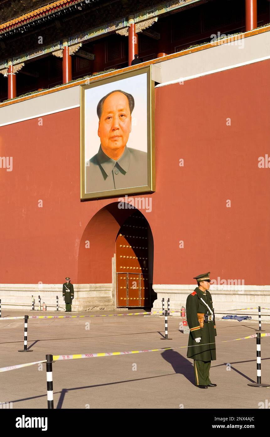 Guards in Gate of Heavenly Peace with Portrait of Mao Ze Dong ,in Tiananmen Square,Beijing, China Stock Photo