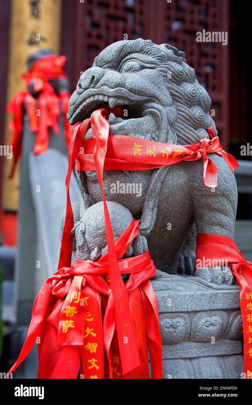 Dragon jade buddha temple hi-res stock photography and images - Alamy