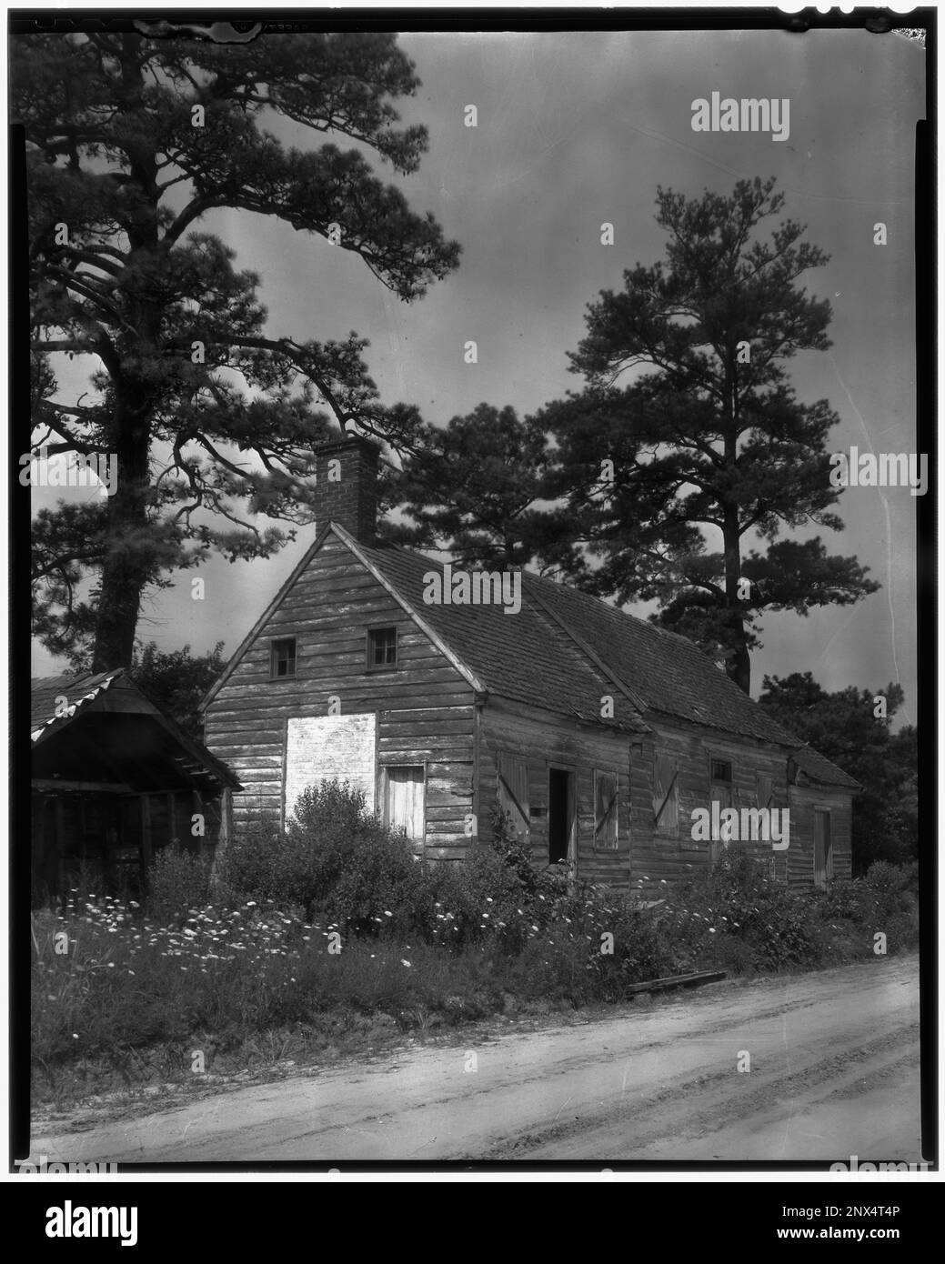 Drummond Mill, store, and cabin, Lee Mont vic., County