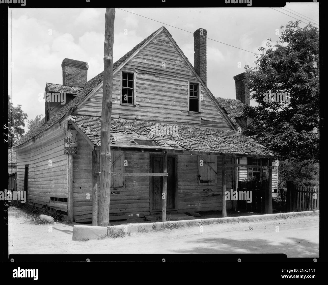 Frank Hill's Old Store, Falmouth, Stafford County, Virginia. Carnegie