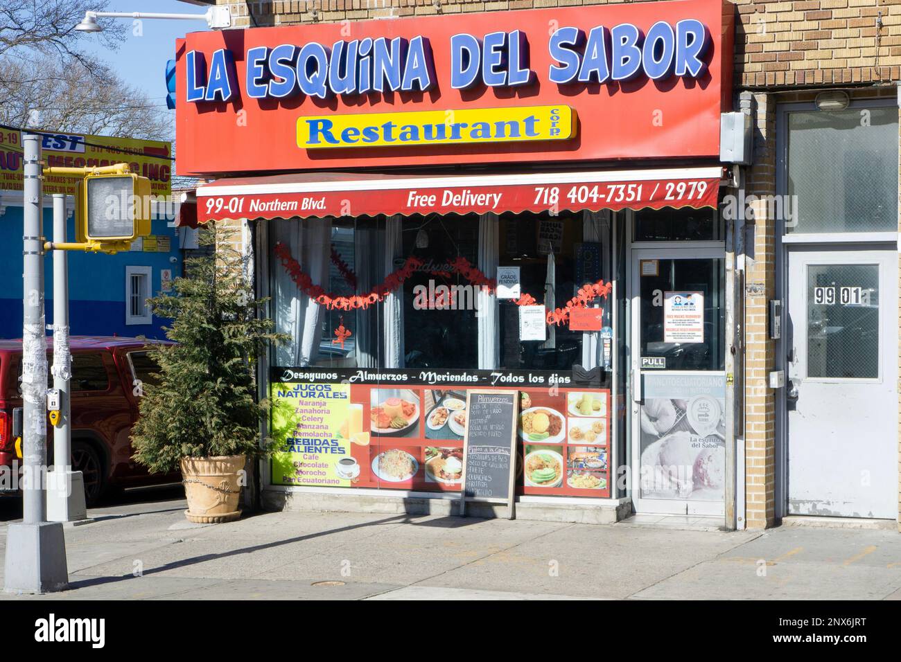 The exterior of La Esquina del Sabor, an Ecuadorian restaurant on Norther Boulvard in Corona, Queens, New York. Stock Photo