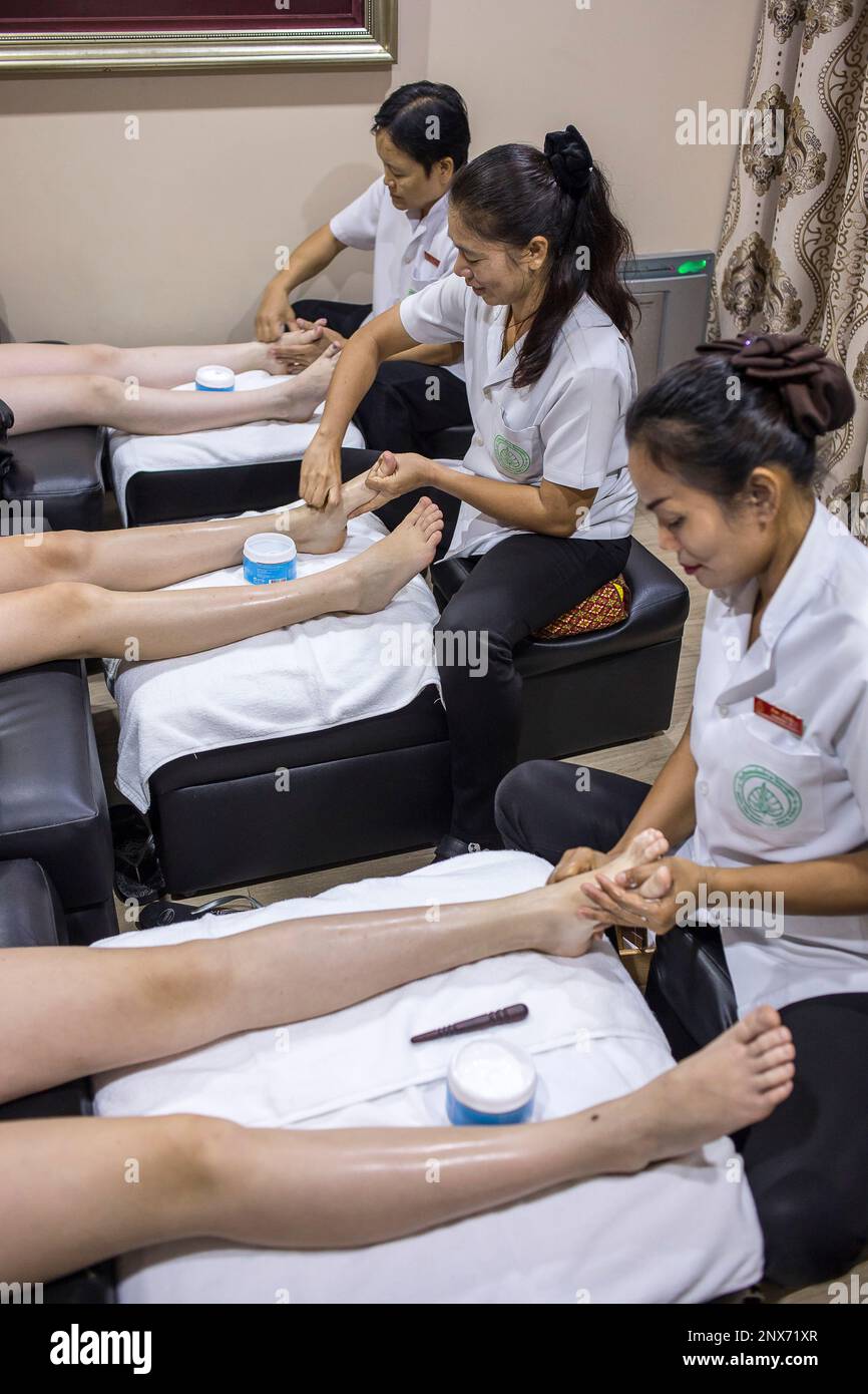 Wat po chetawan hires stock photography and images Alamy