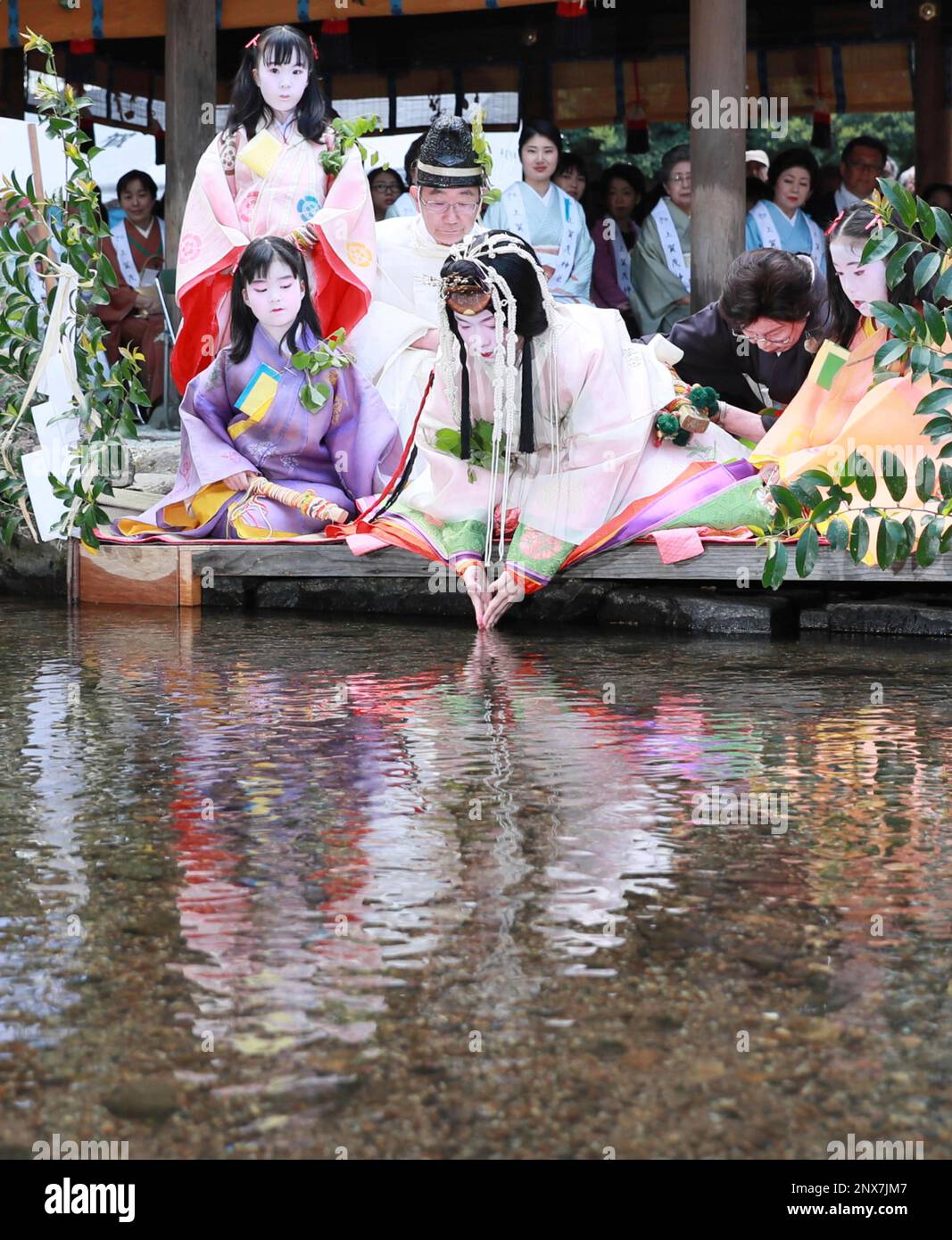 Shiho Sakashita (C) the queen &ldquo;Saiodai&rdquo;, dressed in traditional 