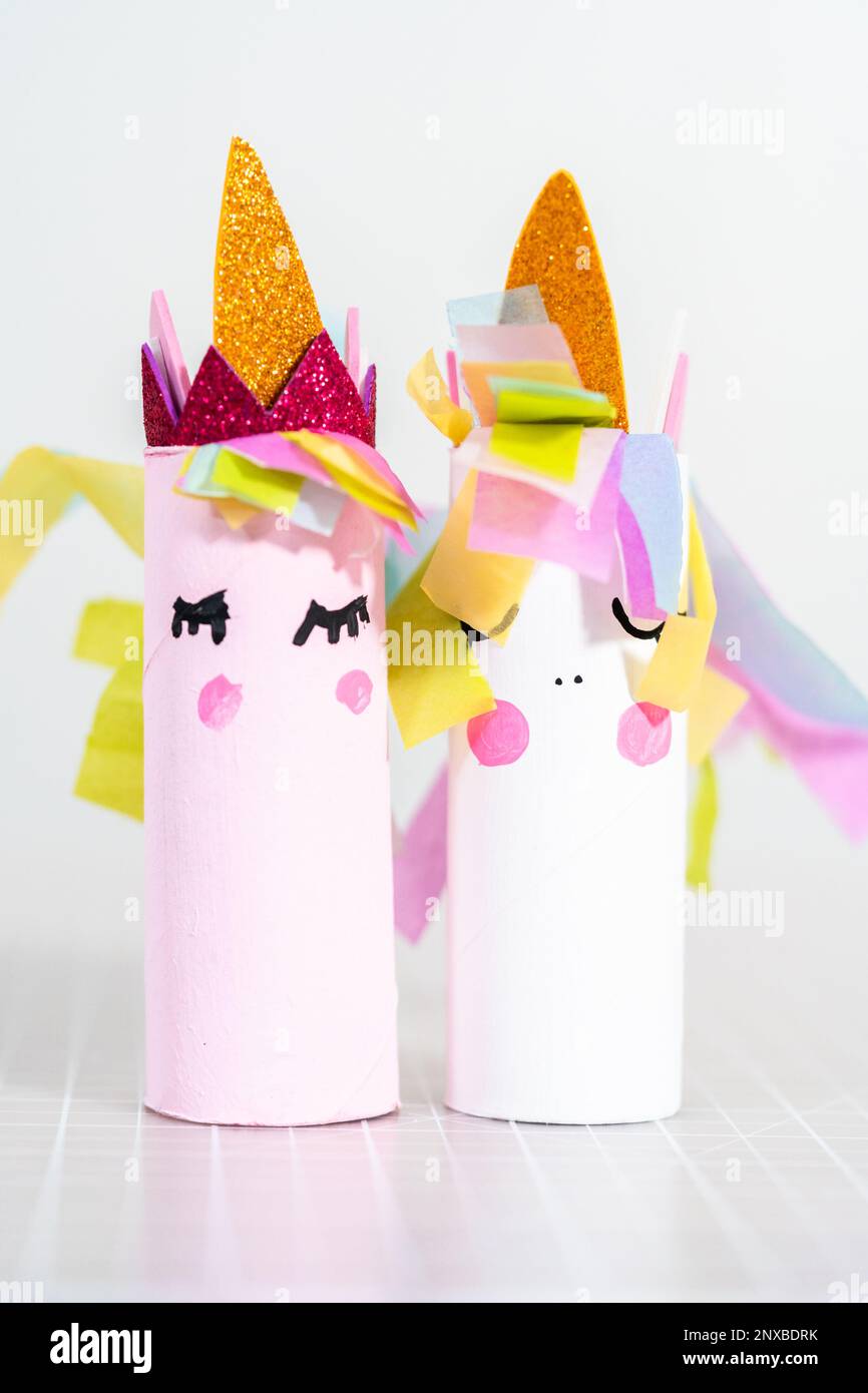 Paper roll craft hi-res stock photography and images - Alamy