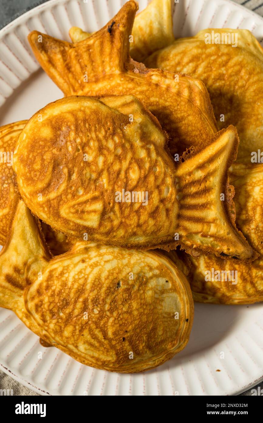Homemade Japanese Taiyaki Fish Pastry with Bean Curd Stock Photo Alamy
