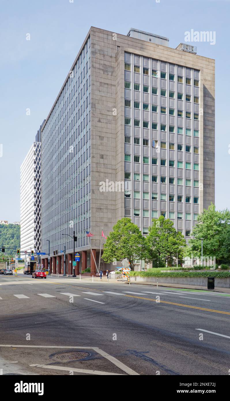Pittsburgh Downtown Gateway District landmark Bell Telephone building