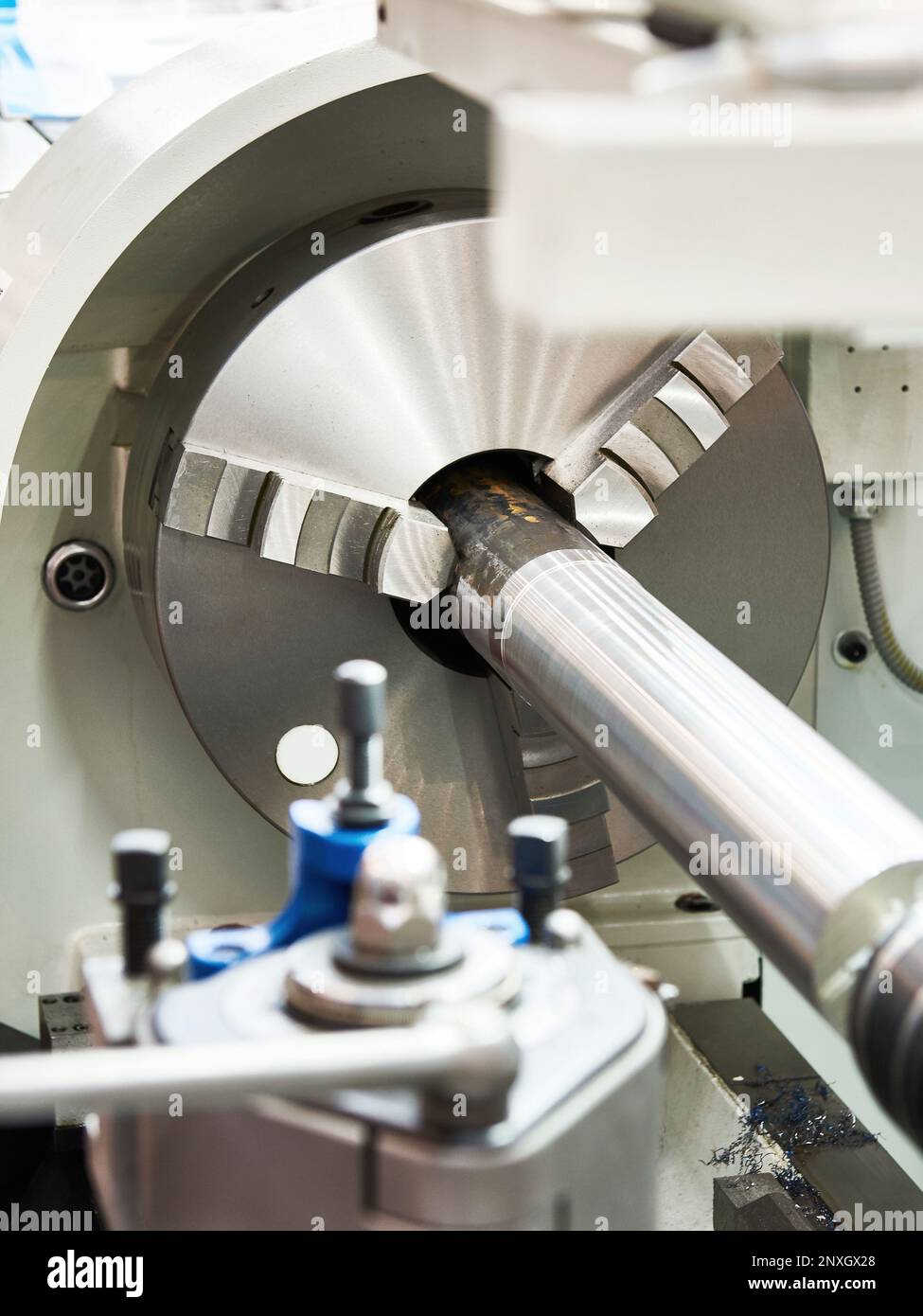 Threejaw lathe chuck with axis shaft Stock Photo Alamy