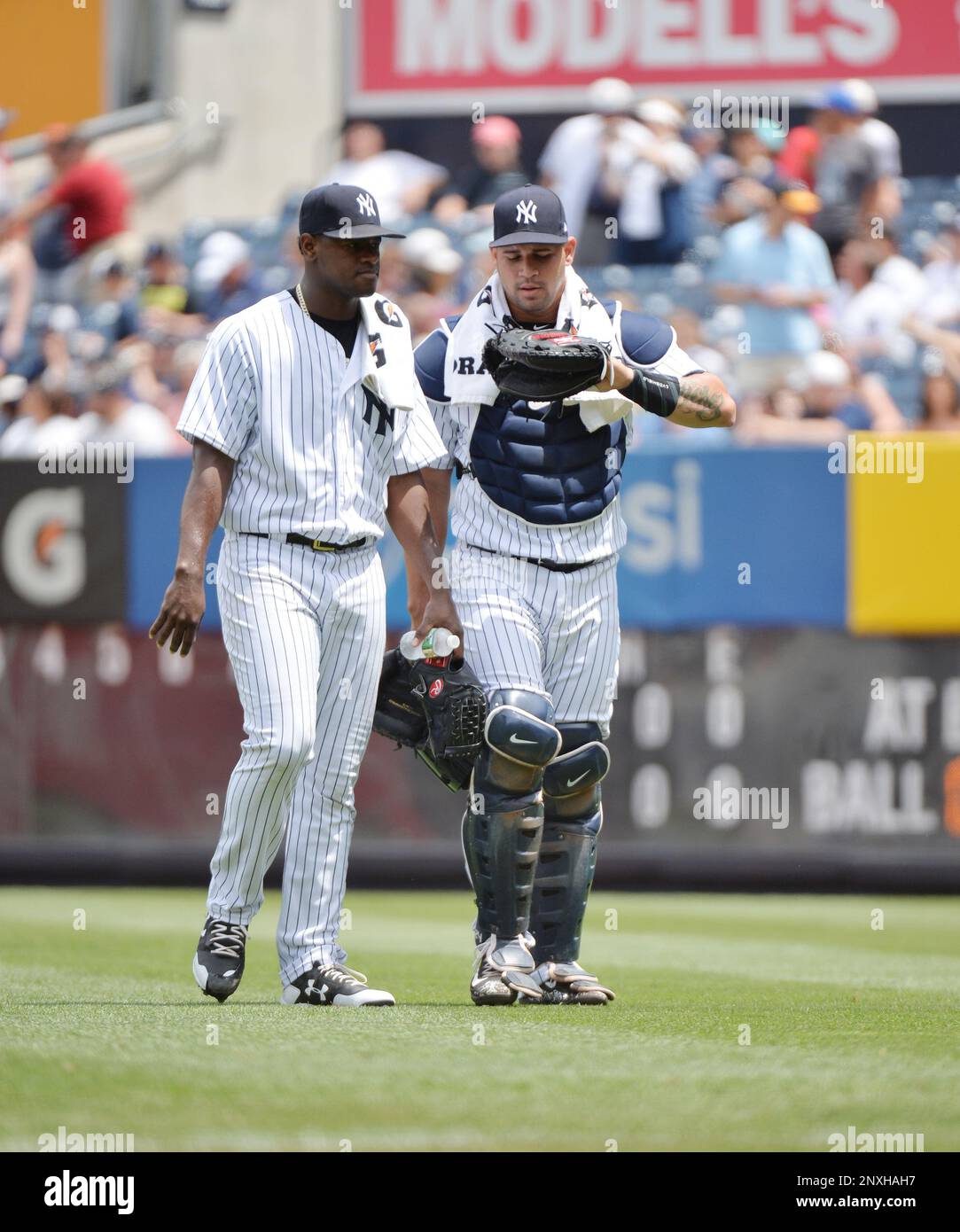 New York Yankees pitcher Luis Severino (40) and catcher Gary Sanchez