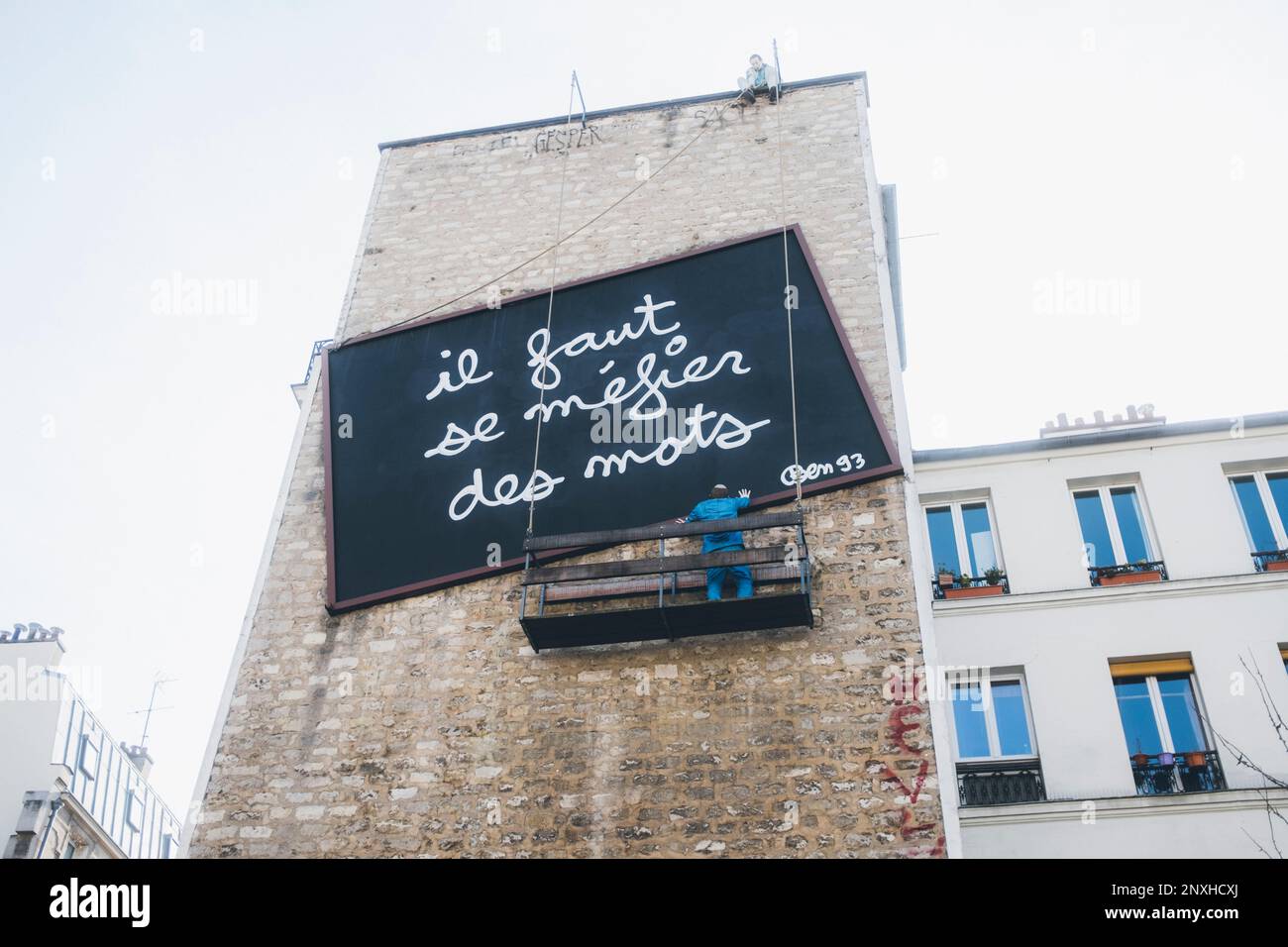 Paris 09 02 23 Street Art In Belleville Il Faut Se Mefier Des Mots
