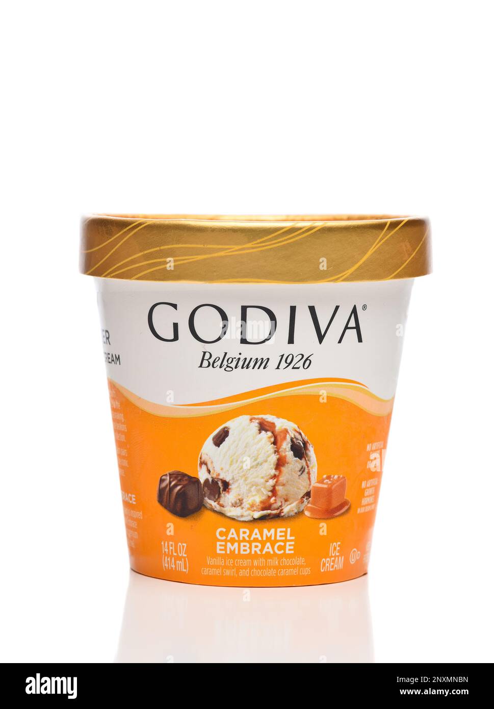 IRIVNE, CALIFORNIA - 01 MAR 2023: A Carton of Godiva Caramel Embrace ice cream. Stock Photo