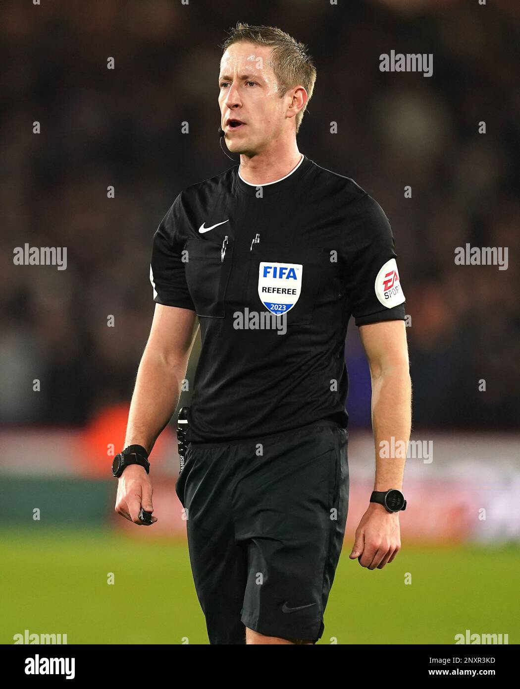 Referee John Brooks during the Emirates FA Cup fifth round match at