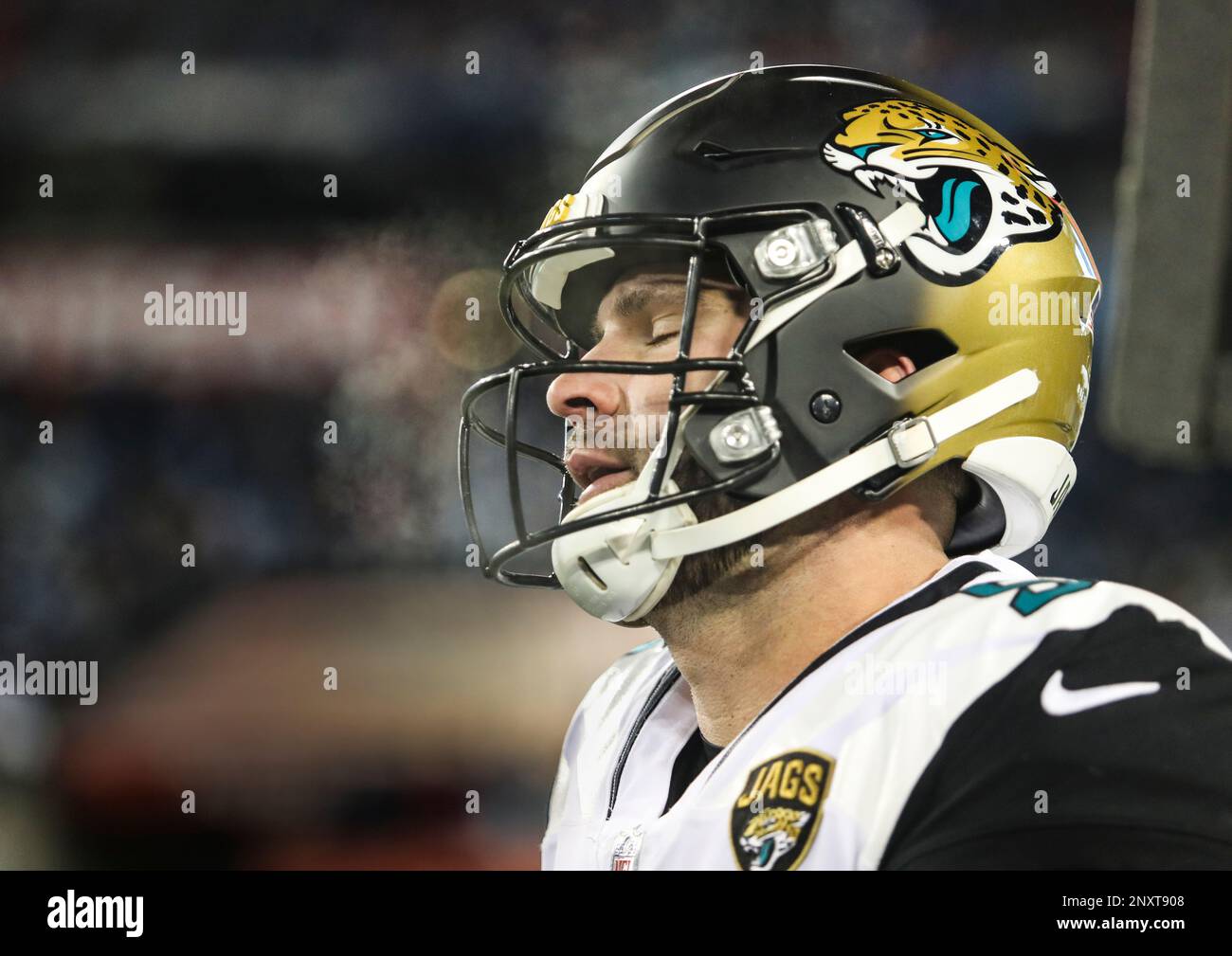 November 19, 2015: Jacksonville Jaguars quarterback Blake Bortles #5 comes  out of the tunnel during introductions before the game between the  Tennessee Titans and the Jacksonville Jaguars at EverBank Field in  Jacksonville