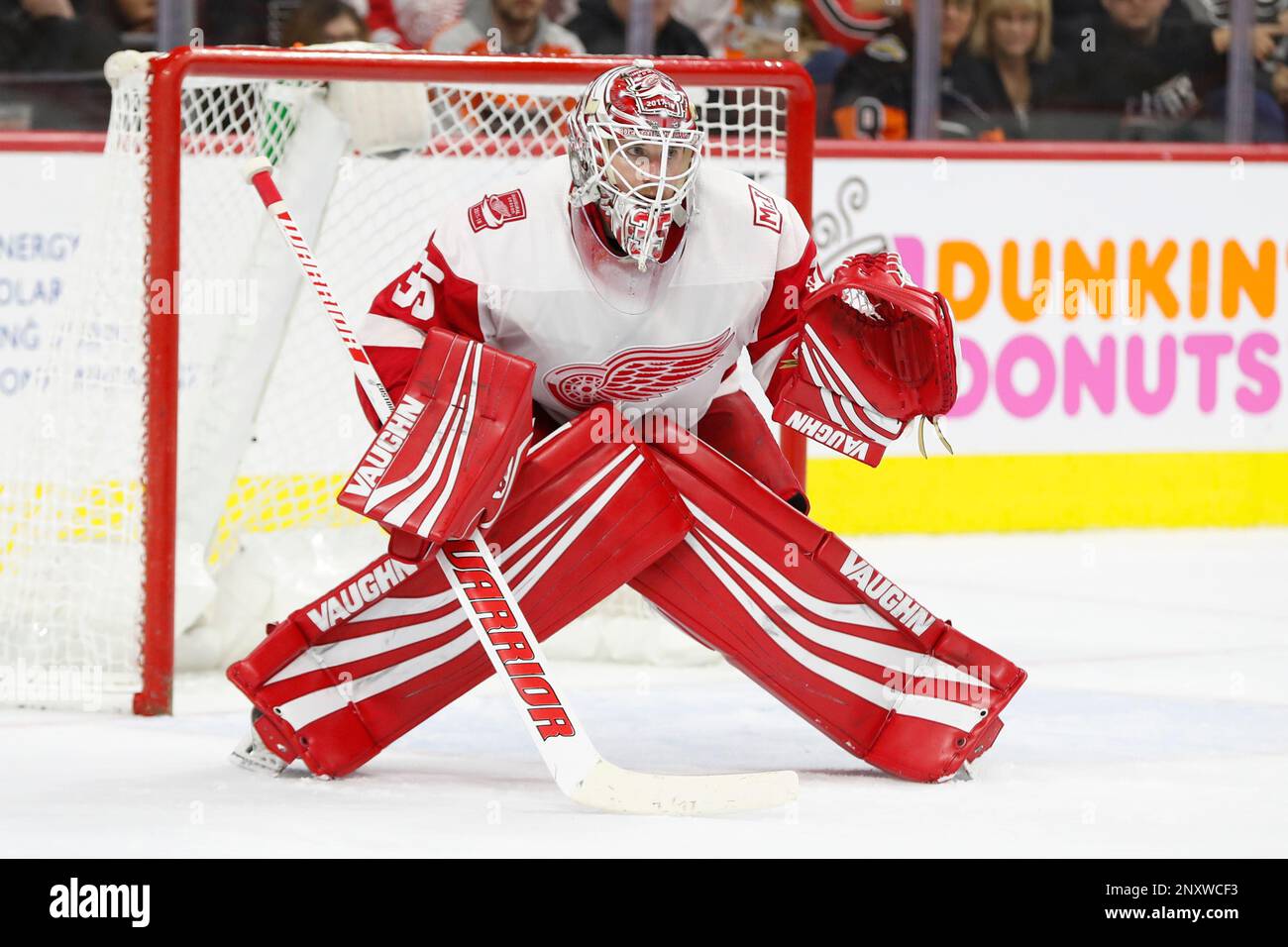 December 20, 2017: Detroit Red Wings goalie Jimmy Howard (35) in action  during the NHL game between the Detroit Red Wings and Philadelphia Flyers  at Well Fargo Center in Philadelphia, Pennsylvania. The