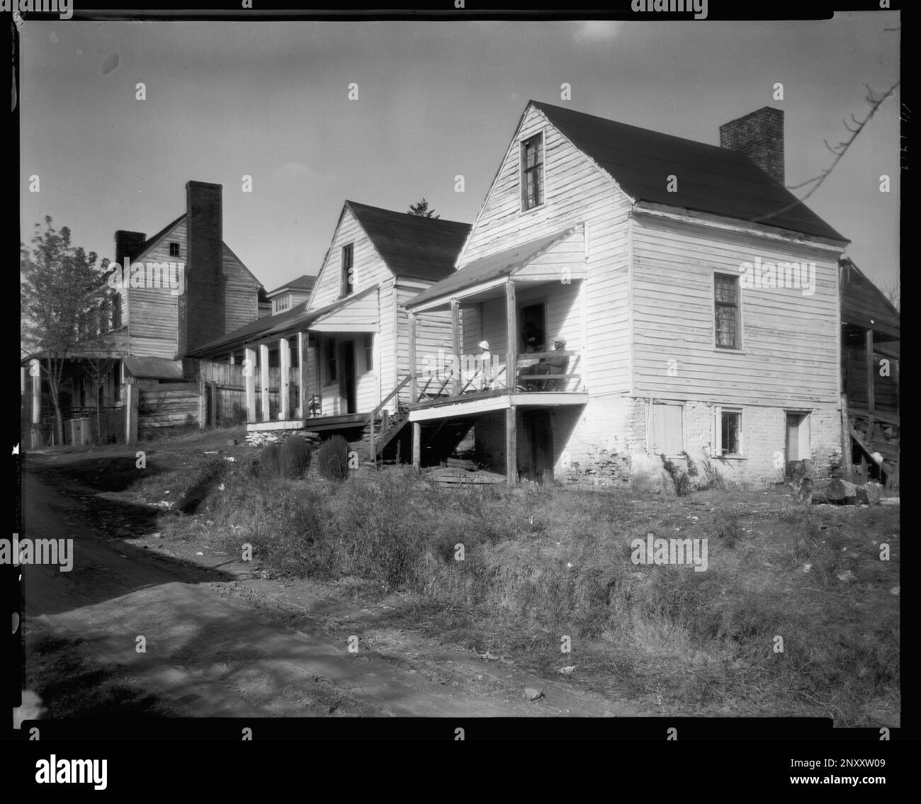 Unidentified houses, Buckingham, Buckingham County, Virginia. Carnegie