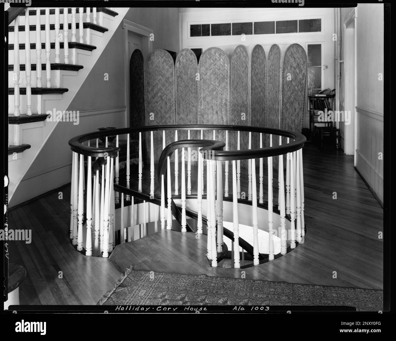 Holliday-Cary House, N. College St., Auburn, Lee County, Alabama. Carnegie Survey of the Architecture of the South. United States, Alabama, Lee County, Auburn,  Stairhalls,  Hand railings,  Balusters. Stock Photo
