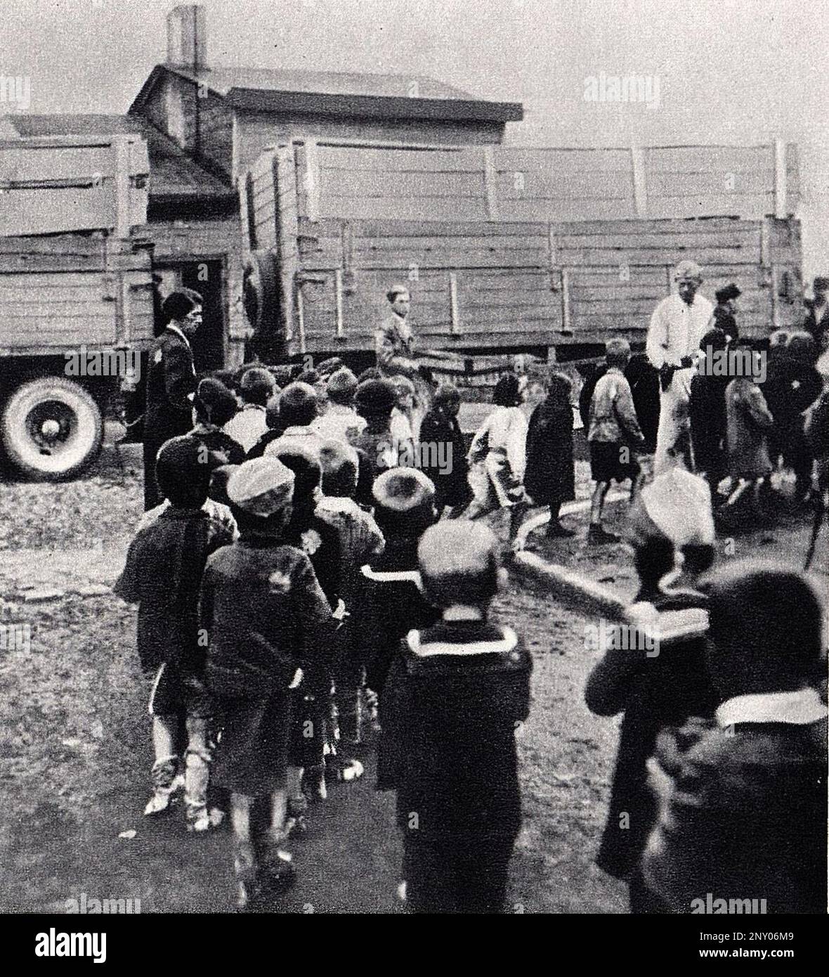 In the early stages of WW2 the Jews in nazi occupied europe were rounded up and forced into crowded ghettoes. When the decision was made to kill them all they were deported to extermination centres to be murdered. Here Lodz Ghetto children from the Marysin orphanage are lined up to be sent to Chelmno (Kulmhof) extermination camp. Stock Photo