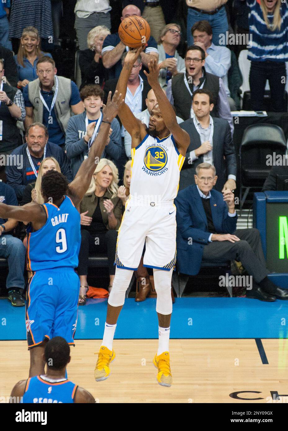OKLAHOMA CITY, OK - NOVEMBER 22: Golden State Warriors Forward 