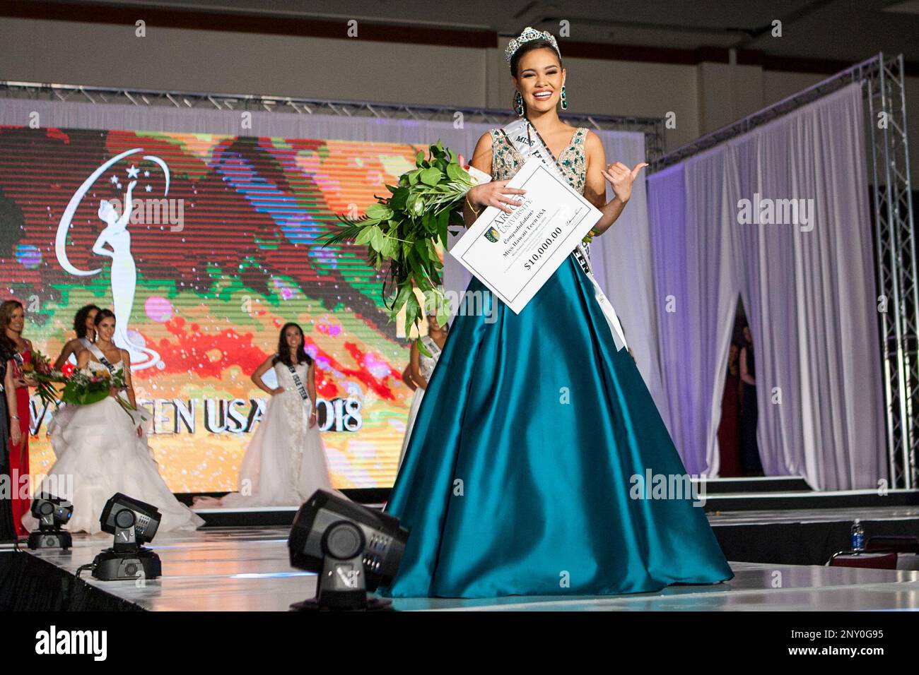 November 19, 2017 Kylyn Rapoza walks the stage as the new Miss Hawaii