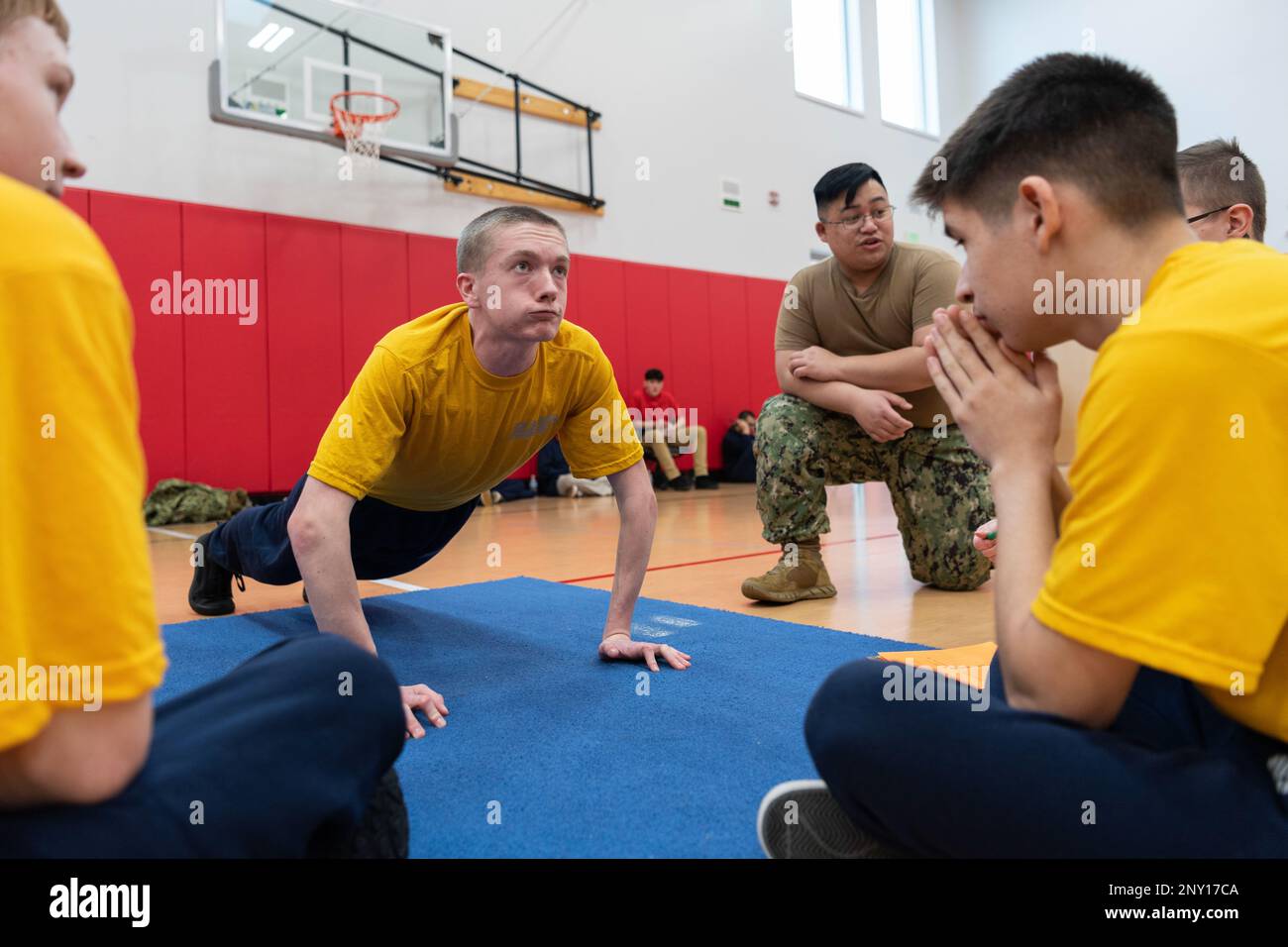 Military pushup hi res stock photography and images Alamy