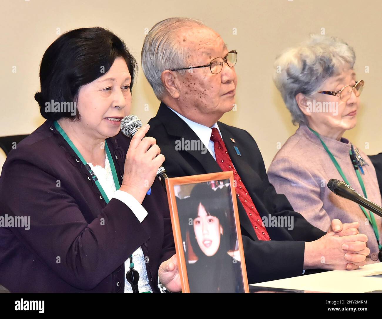 Returned abductee Hitomi Soga (L), whose mother Miyoshi was abducted by  North Korea, attends a press conference in Tokyo on Nov. 6, 2017, after  meeting U.S. President Donald Trump with the families