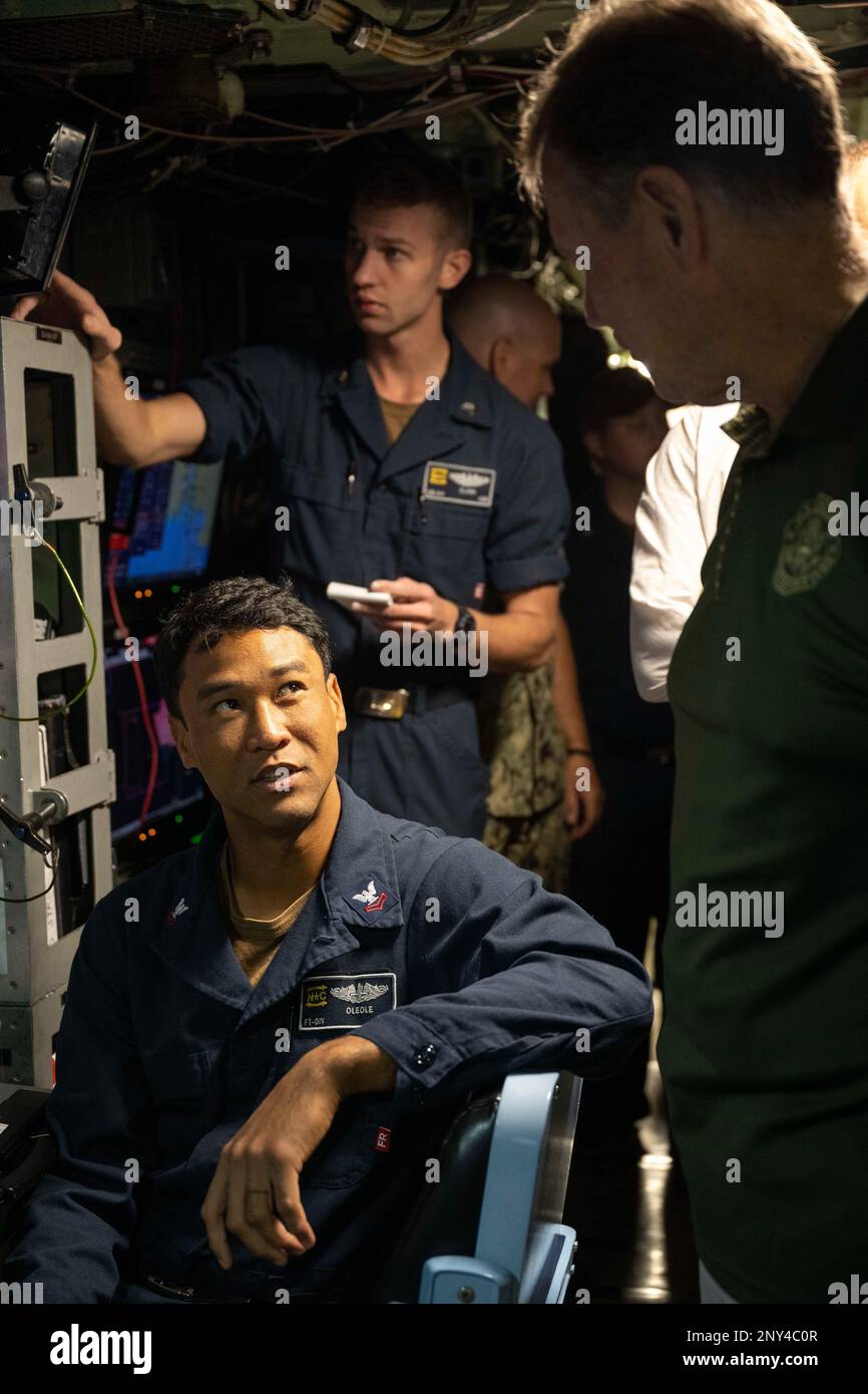 230115-N-EI510-0113 JOINT BASE PEARL HARBOR-HICKAM (Jan. 15, 2022) U.S. Representative Ed Case, Hawaii's First Congressional District, speaks to Sailors aboard the Virginia-class fast-attack submarine USS North Carolina (SSN 777) during a tour of the boat off the coast of Pearl Harbor, Hawaii, Jan. 15, 2023. USS North Carolina is the fourth submarine of the Virginia-class; the first class designated and built post-Cold War in order to meet the challenges of the 21st century, and has improved stealth; sophisticated surveillance capabilities, and special warfare enhancements that enable it to me Stock Photo