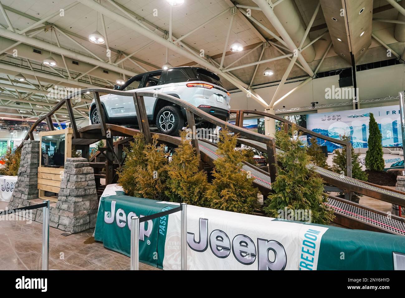 Indoor track to demostrate Jeep's off road capability Stock Photo Alamy
