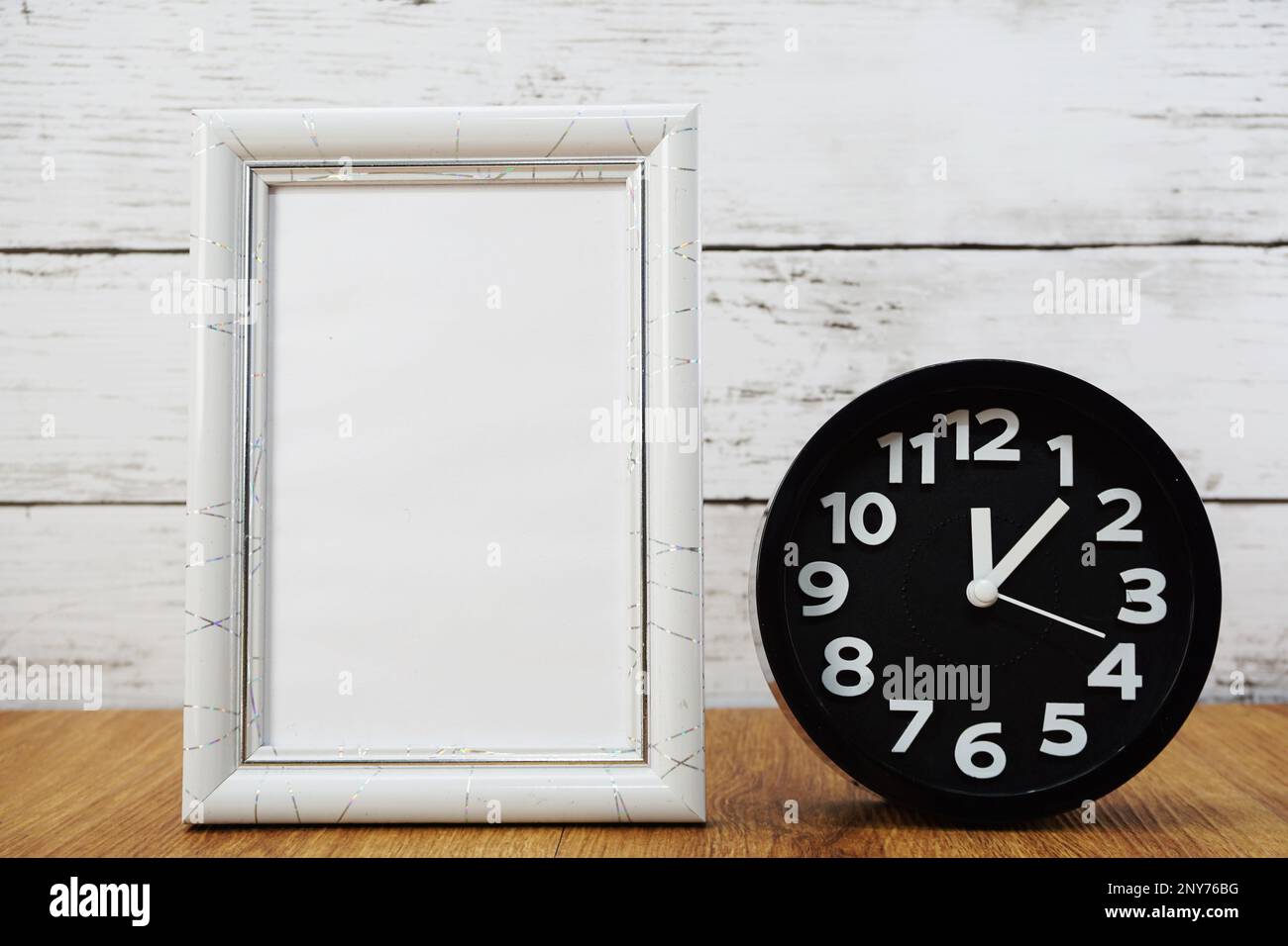 Black white picture alarm clock hi-res stock photography and images - Alamy