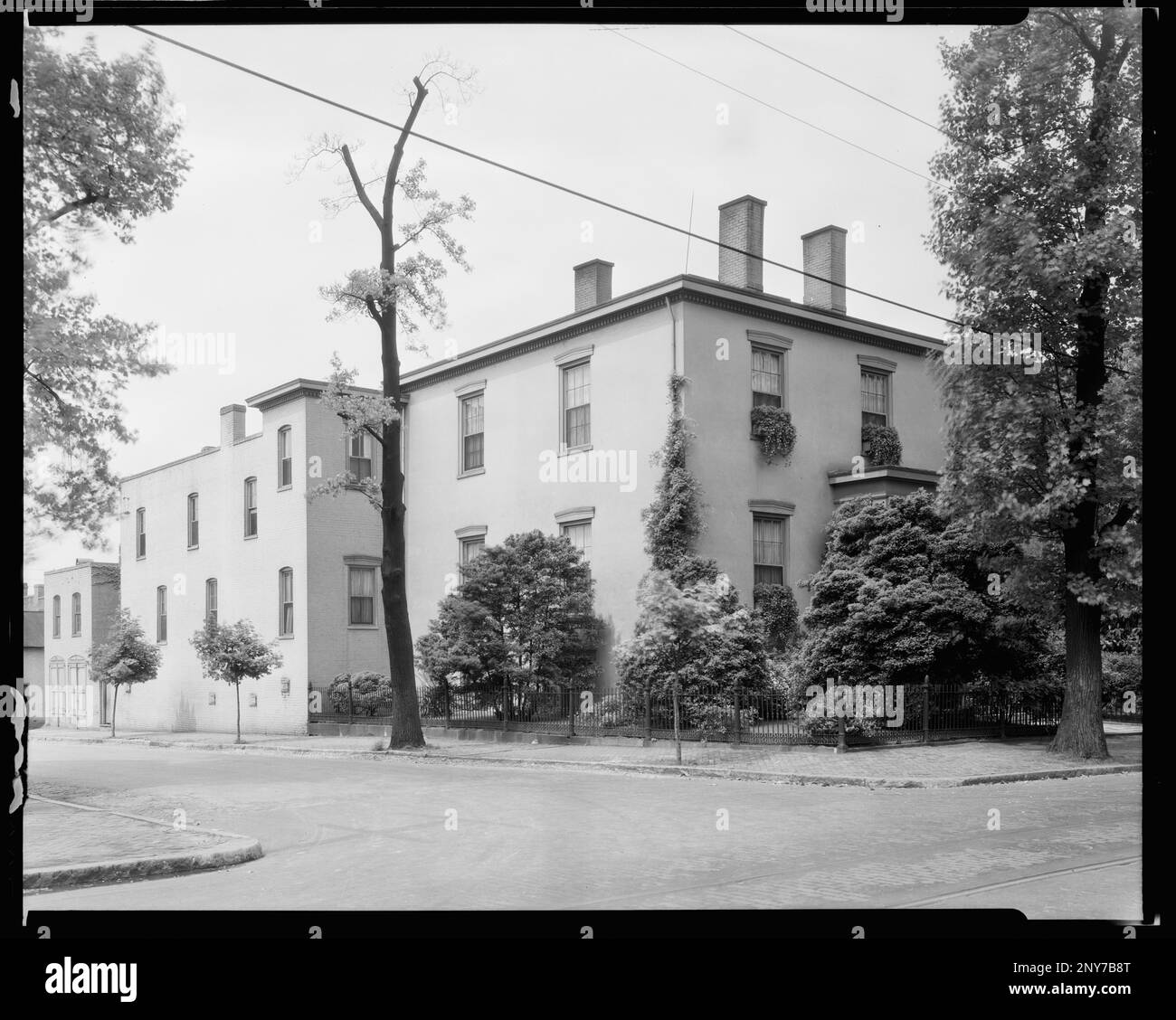 Glasgow House, 1 Main Street, Richmond, Henrico County, Virginia