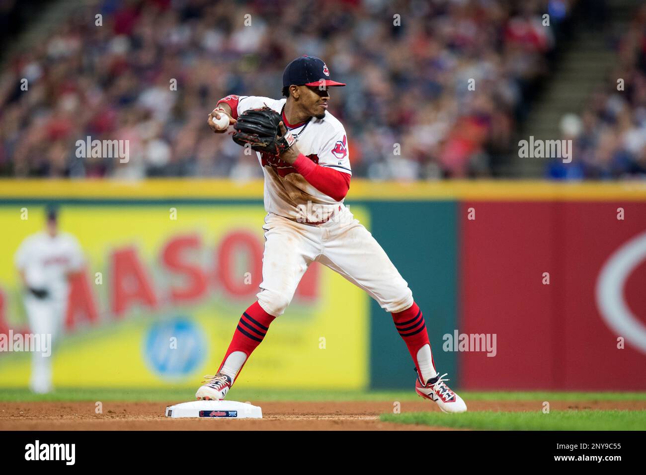 Cleveland Indians stun Rangers, 9-6, on 9th inning Francisco Lindor grand  slam - Covering the Corner