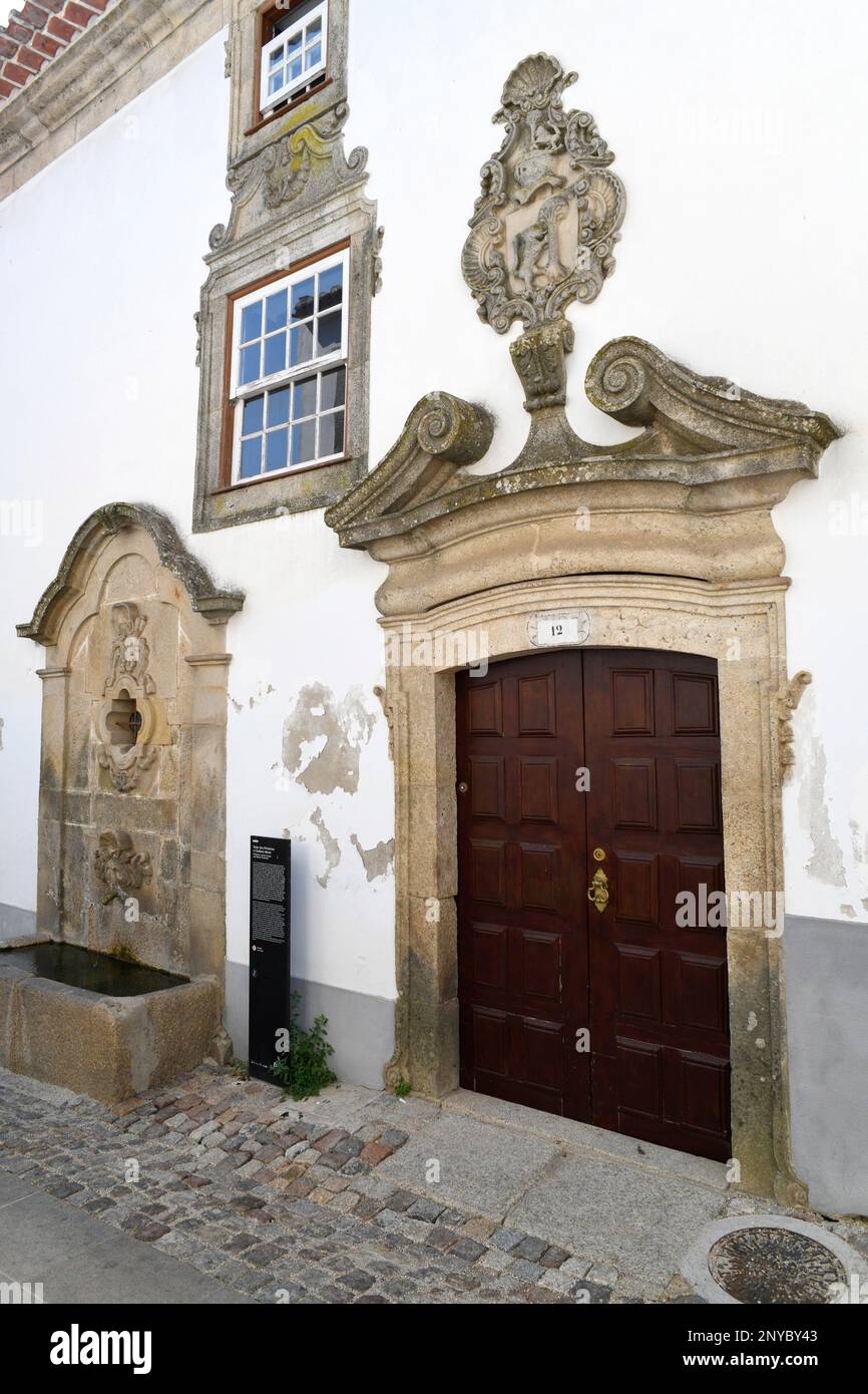 Monsanto, Solar dos Pinheiros or Casa do Chafariz Mono (15th century) in old town. Idanha-a-Nova, Castelo Branco, Portugal. Stock Photo