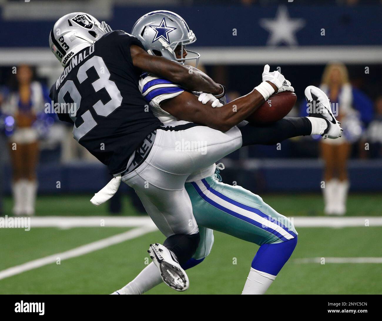 Carson, CA. 31st Dec, 2017. Oakland Raiders cornerback Dexter