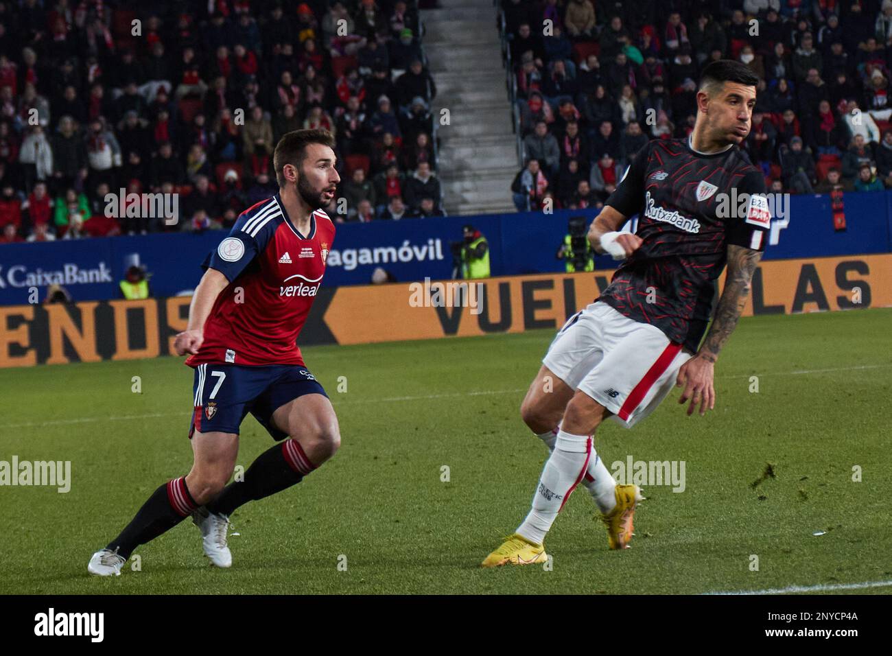 Pamplona, Spain. 1st Mar. 2023. Sports. Football/Soccer. Moncayola (7. CA Osasuna) and Yuri Berchiche (17. Athletic Club) during the first leg football match of the semifinal of the Copa del Rey between CA Osasuna and Athletic Club played at El Sadar stadium in Pamplona (Spain) on March 1, 2023. Credit: Iñigo Alzugaray/Alamy Live News Stock Photo