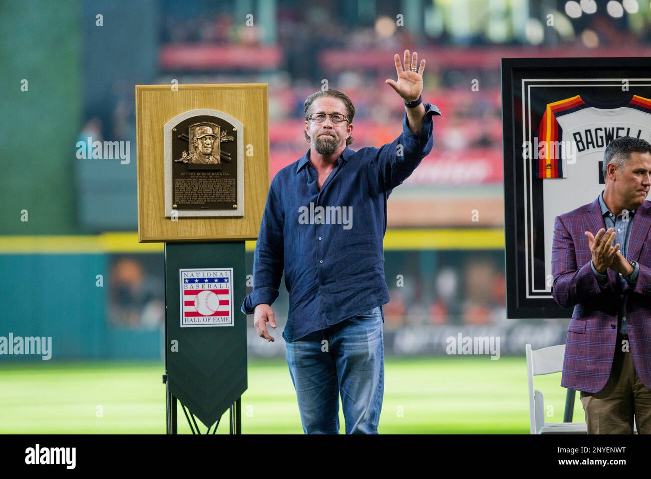 HOUSTON, TX - AUGUST 05: Former Houston Astros Lance Berkman waves to the  crowd. Bagwell was honored for his Hall of Fame induction prior to an MLB  game between the Houston Astros