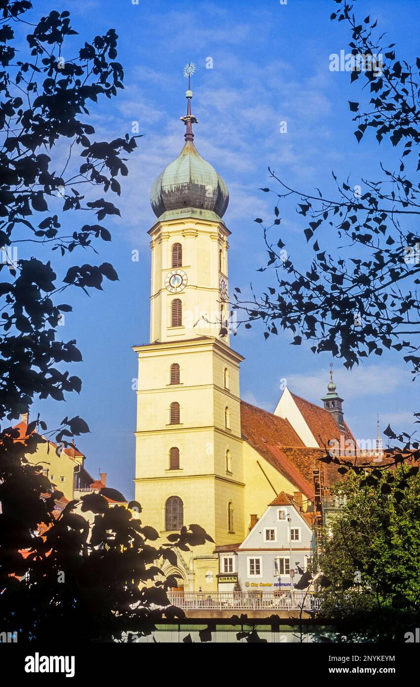 Austrian kirchen hi-res stock photography and images - Alamy