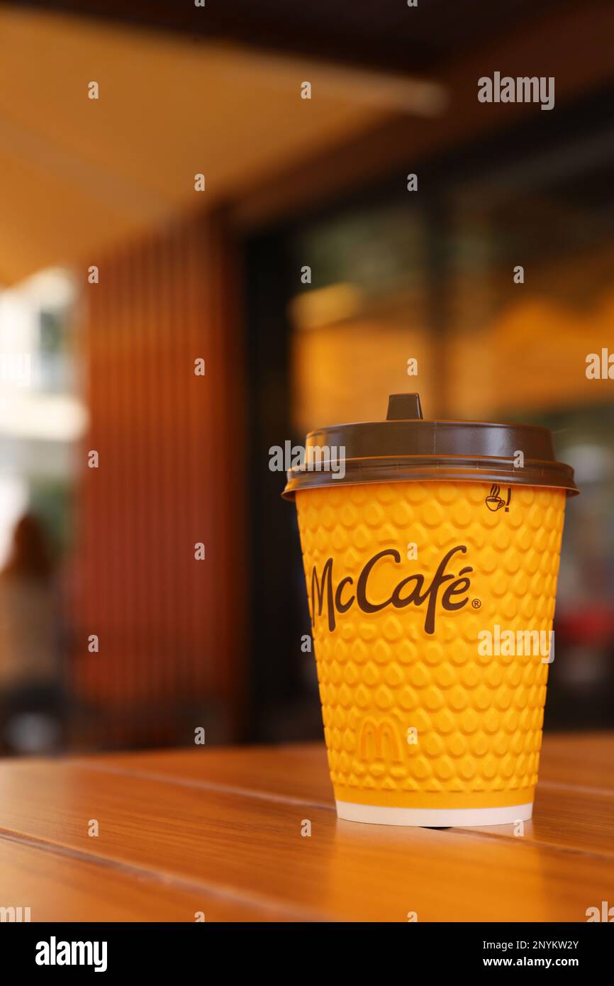 Mcdonalds drink on table hi-res stock photography and images - Alamy