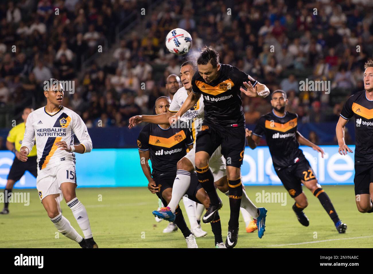 CARSON, CA JUNE 17 Houston Dynamo forward Erick Torres (9) defends
