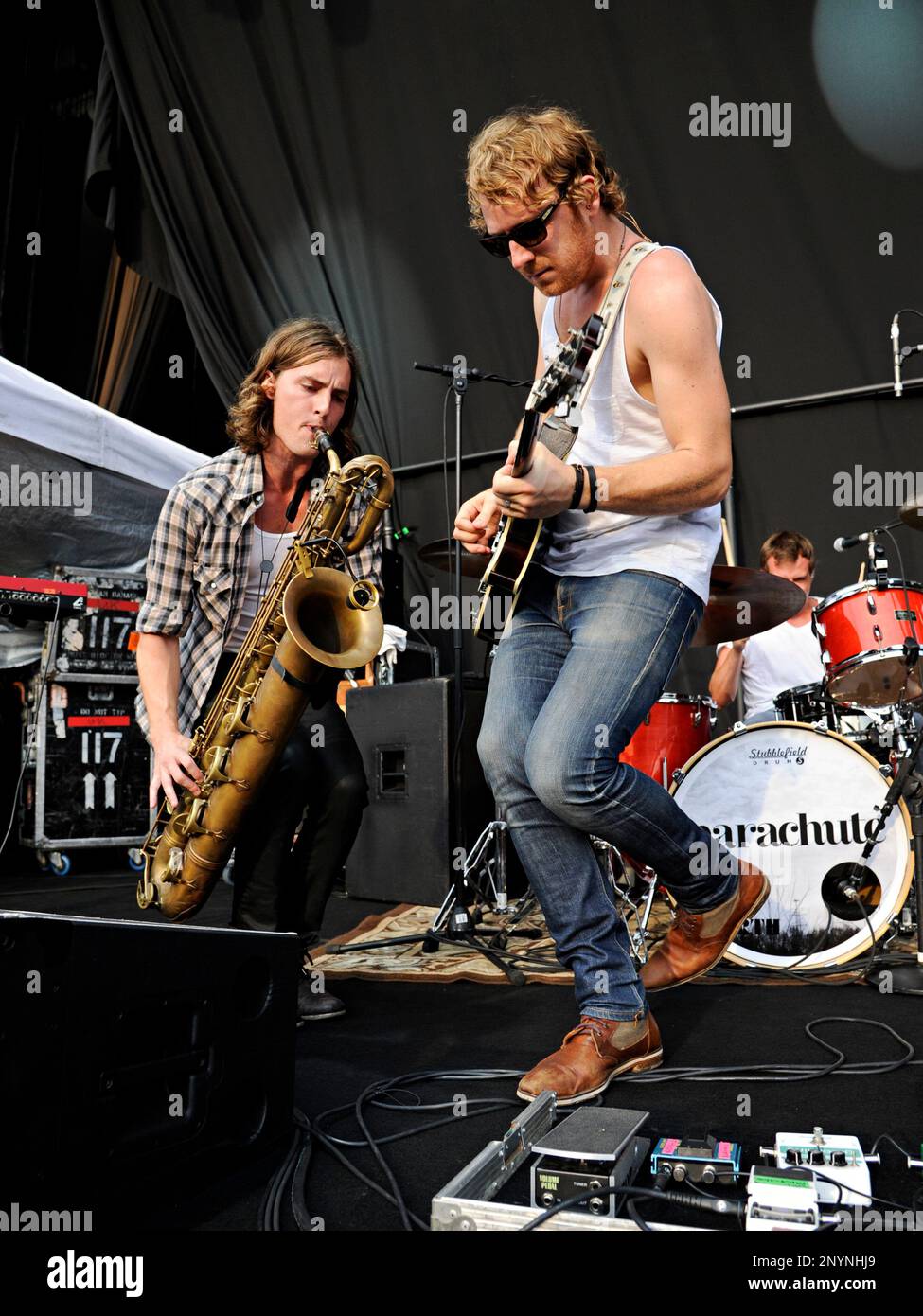 Kit French and Nate McFarland of Parachute perform at Lifestyle