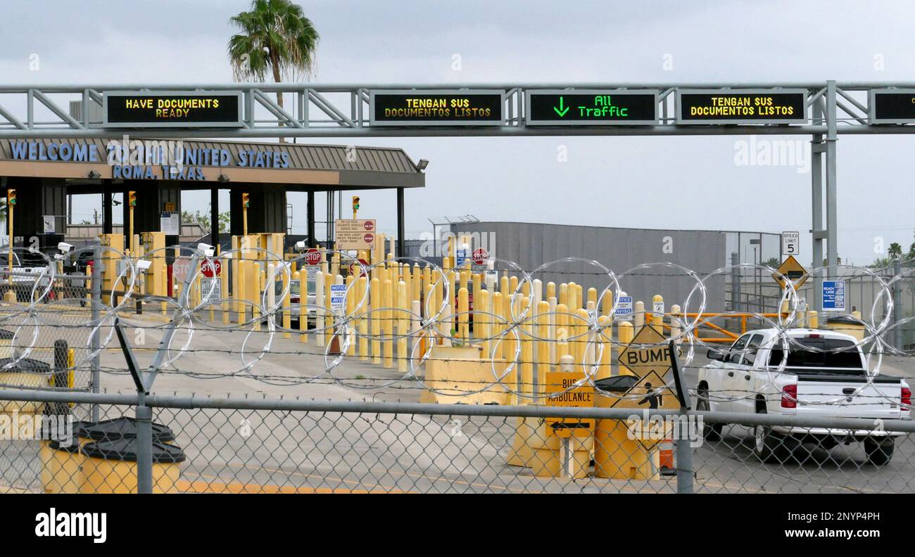 United States and Mexico border fence: The Texas- Mexico border is ...
