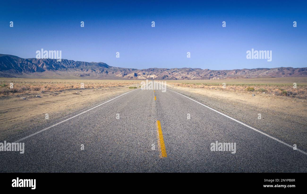 Road trip adventure hi-res stock photography and images - Alamy